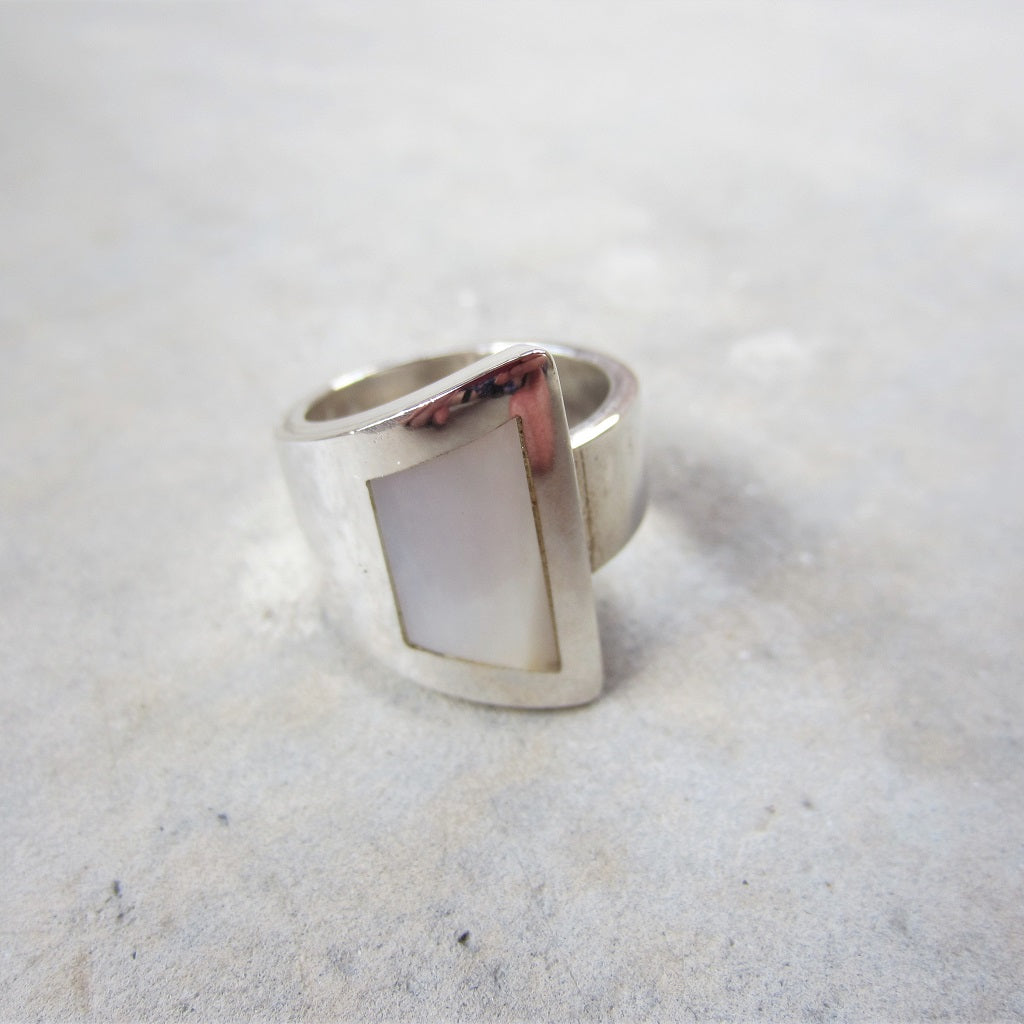 Lucid Ring