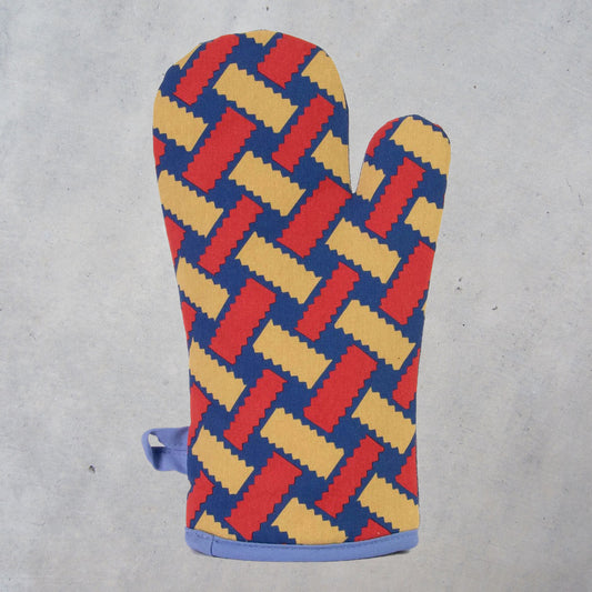 Oven Mitt: Easy As Pie
