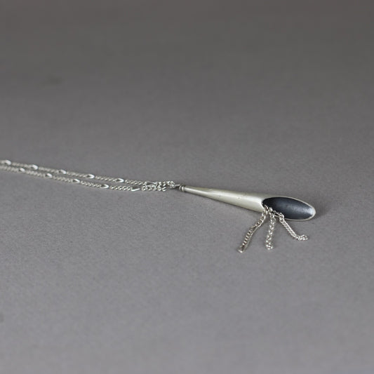 Dust Chime Necklace