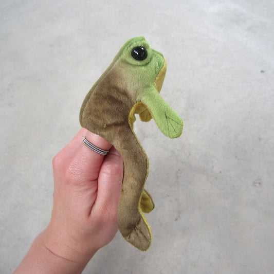 Finger Puppet: Mini Sitting Frog