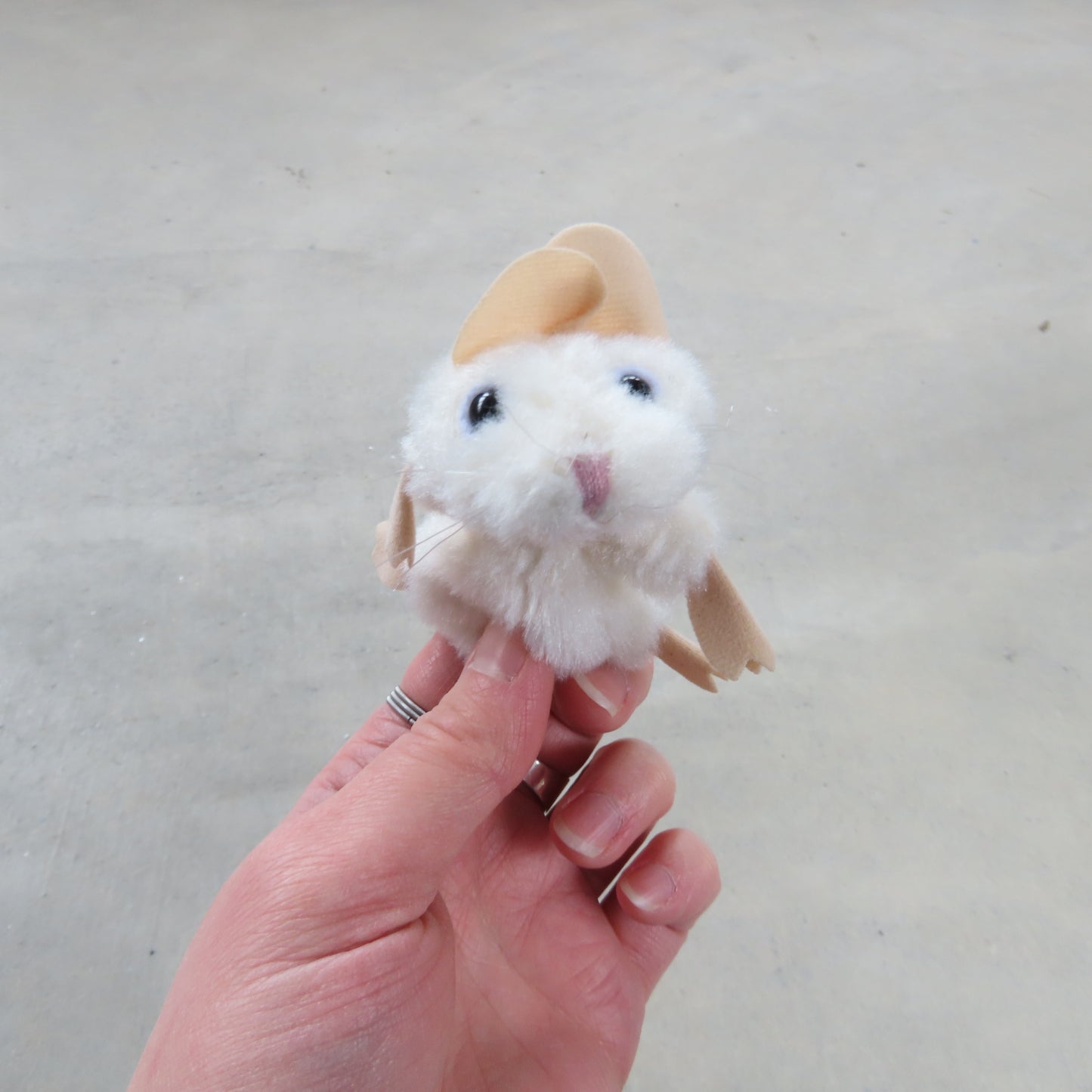 Finger Puppet: Mini White Mouse