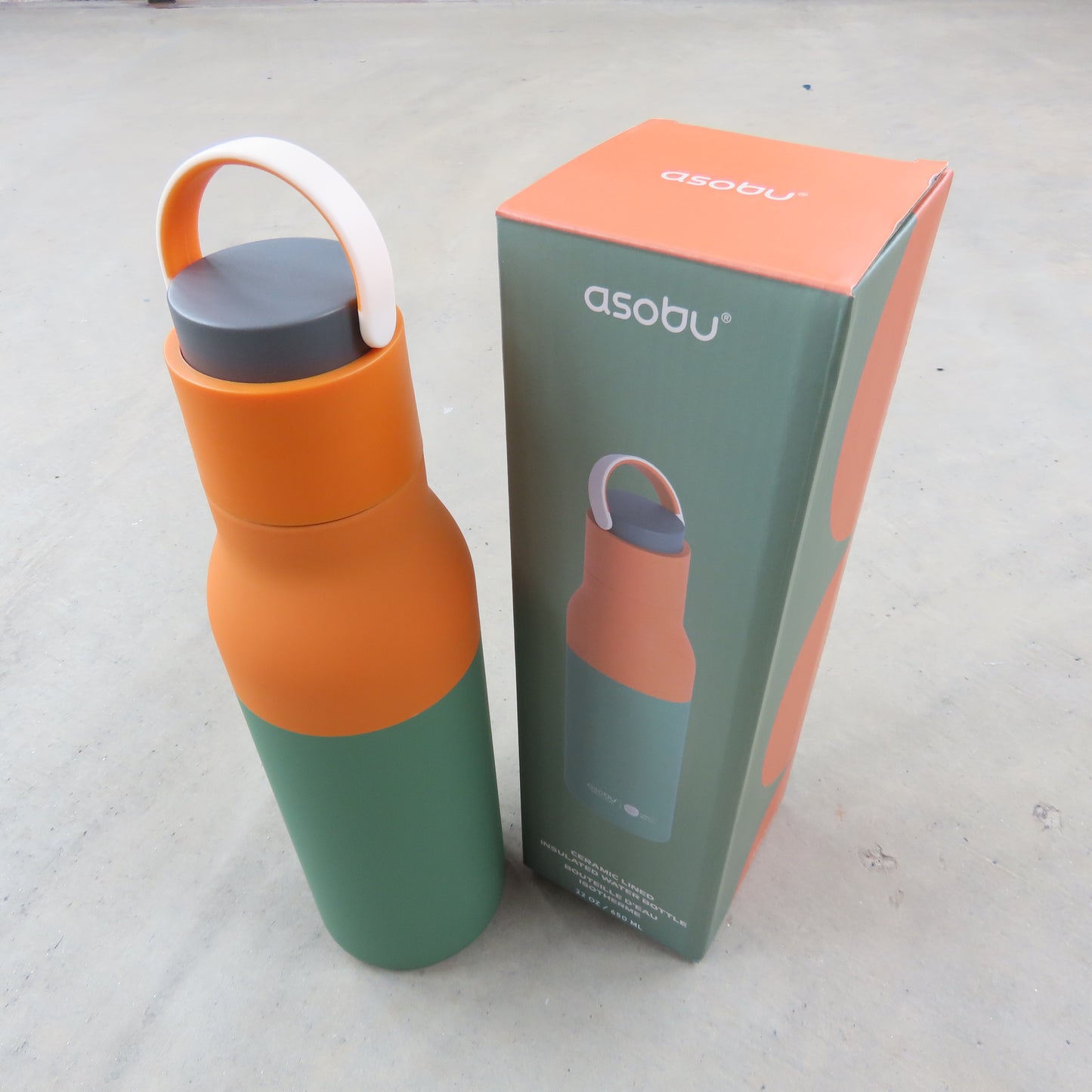 Water Bottle: Pastel Green Two Tone