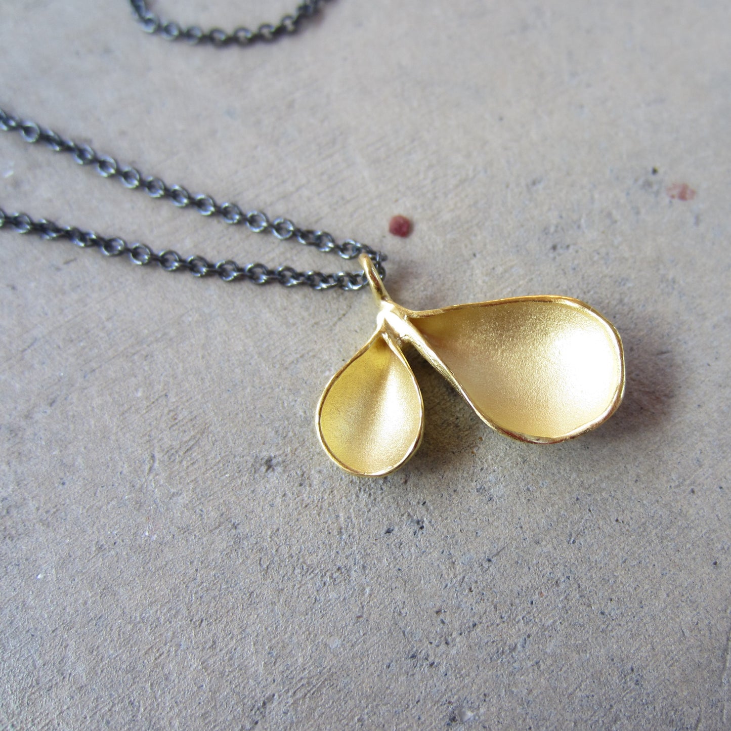 Large Double Petal Pendant in 18K Gold Vermeil with Oxidized Chain