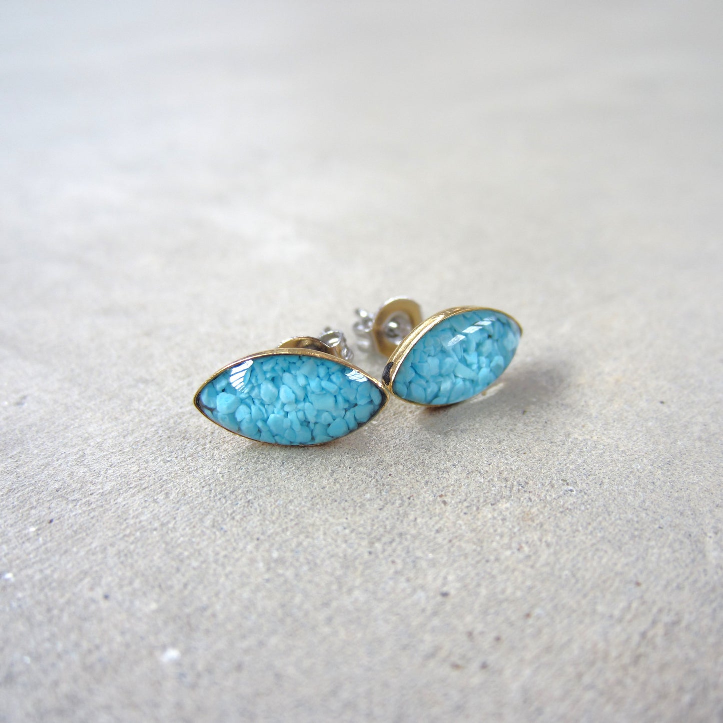 Crushed Stone Studs: Turquoise Small Teardrop