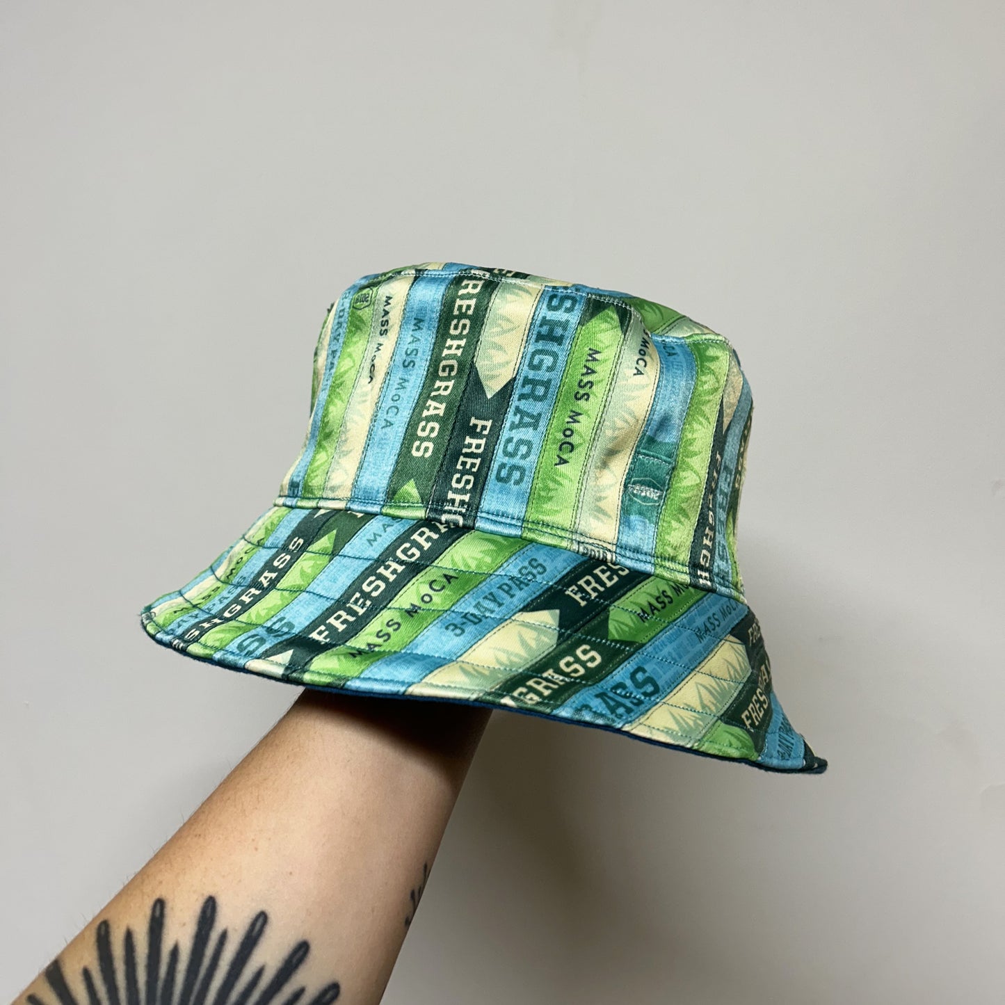 FreshGrass Wristband Bucket Hat: Green+Aqua w/Turq Lining