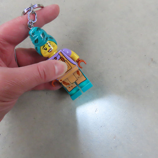 LEGO Minifigures Keychain Light: Ceramic Artist