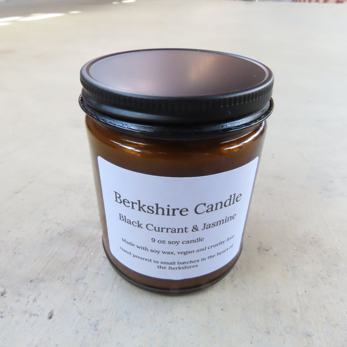 Natural Soy Candle: Black Currant & Jasmine