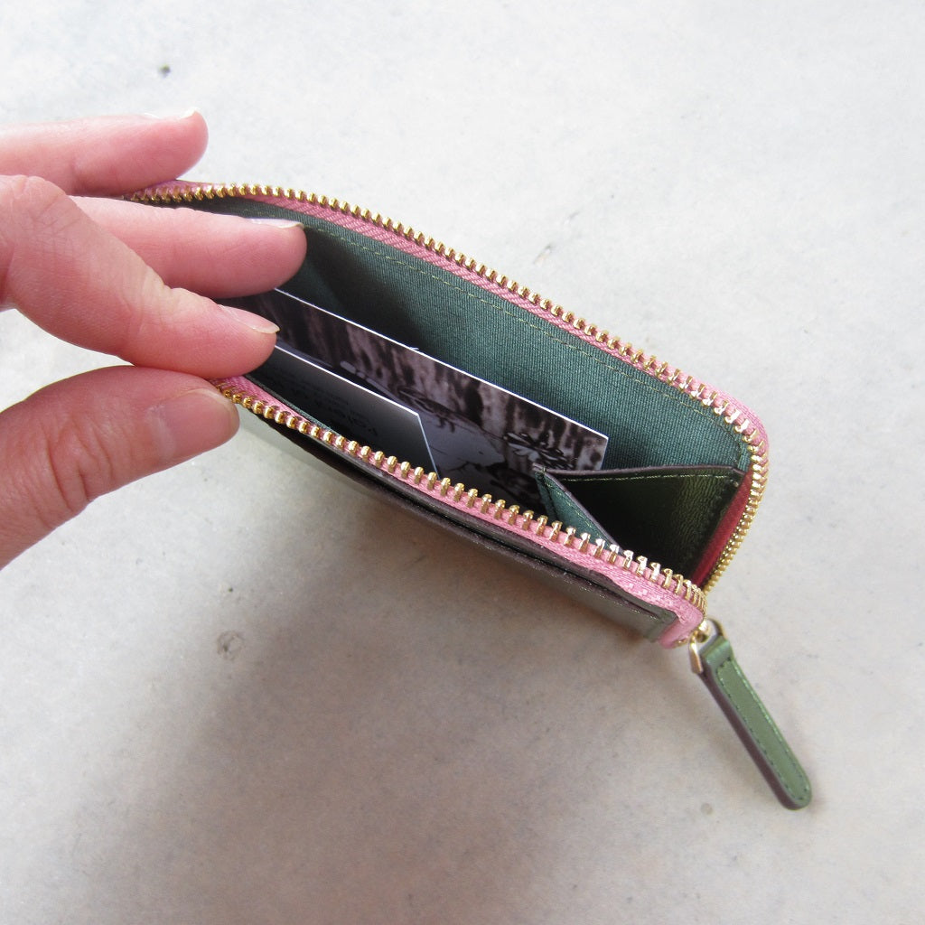 Kate Slim Zip Card Holder: Green with Salmon Zipper