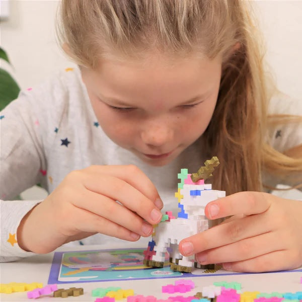 Plus-Plus Learn to Build Kit: Unicorns