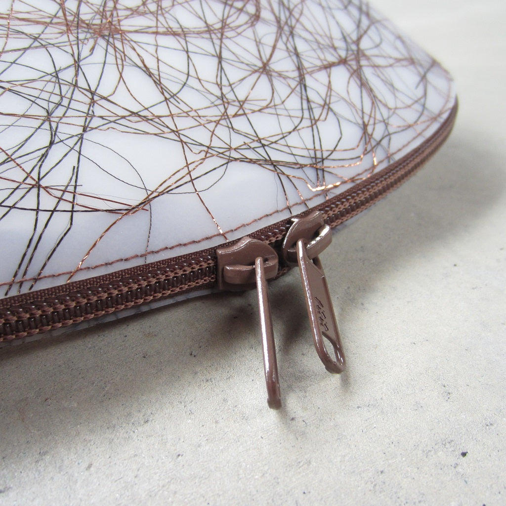 Big Round Trousse: Bronze Lurex Threads