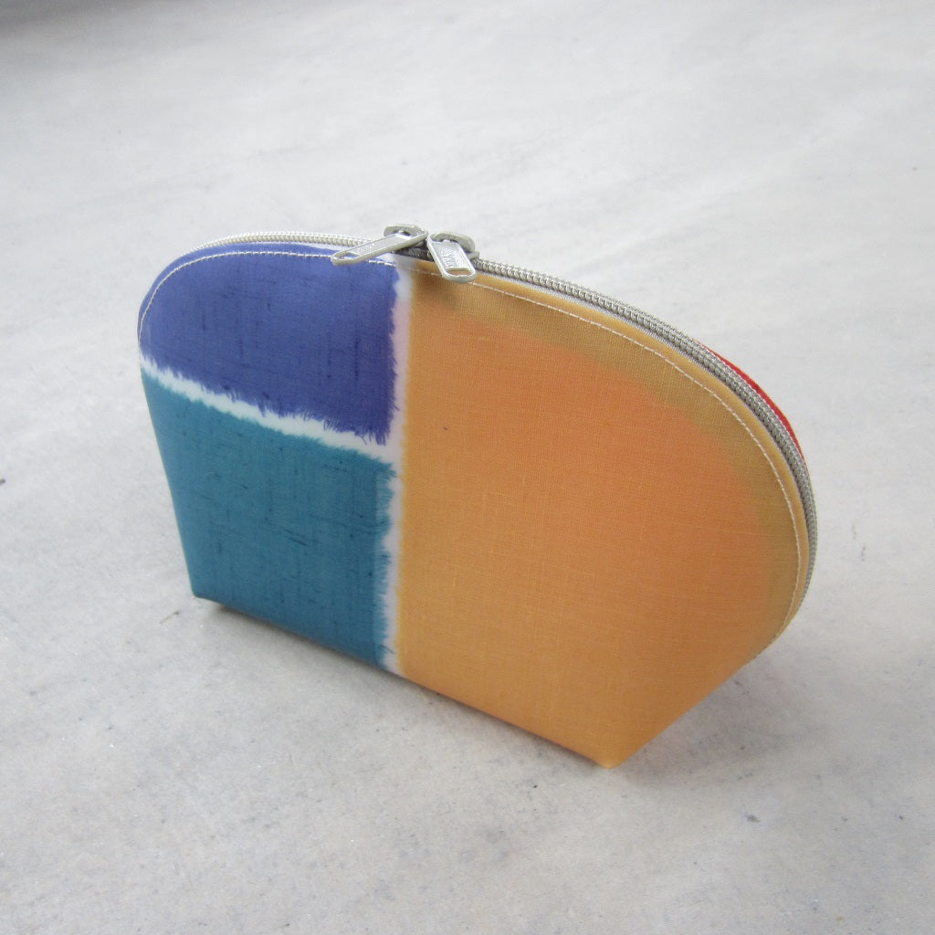 Big Round Trousse: Multicolor Silk Patchwork