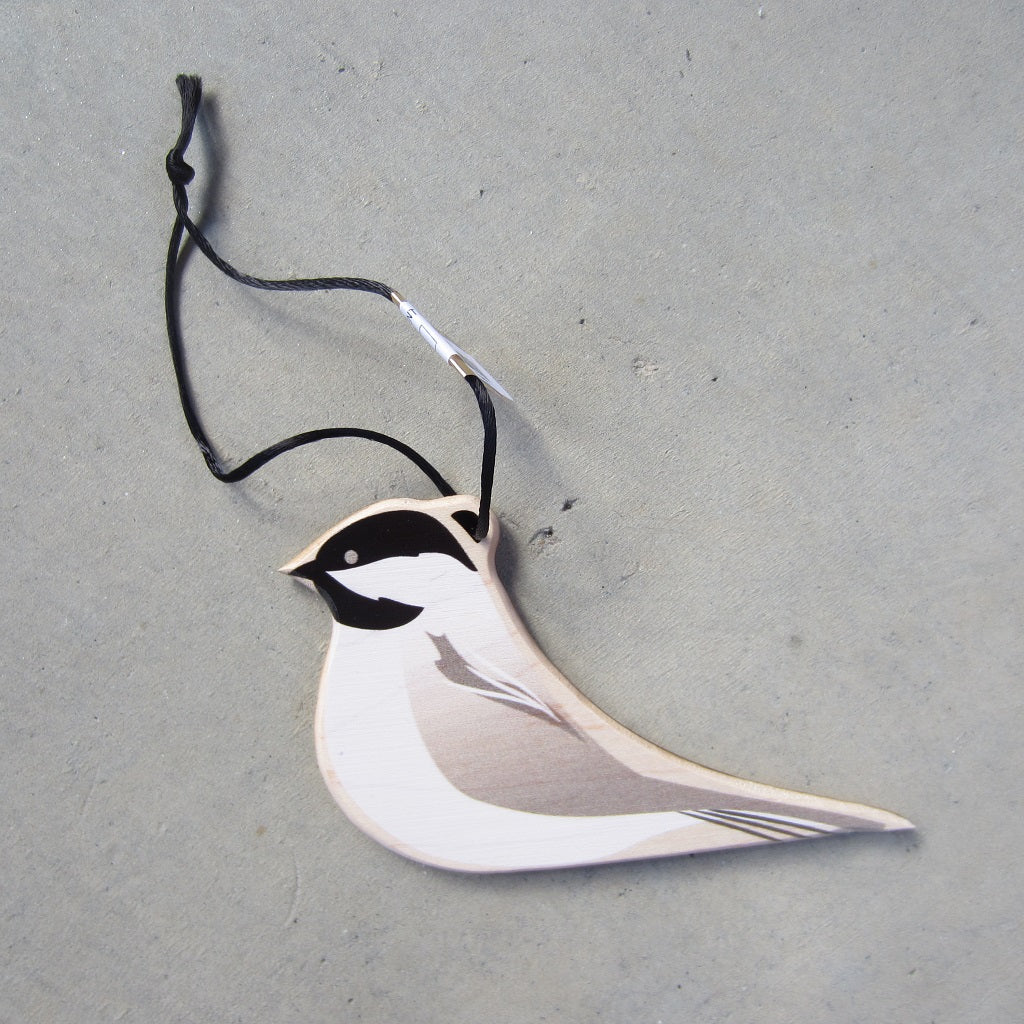 Wooden Holiday Ornament: Chickadee