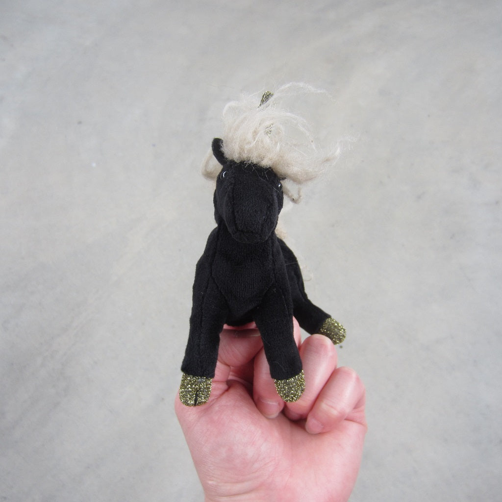 Finger Puppet: Mini Black Unicorn