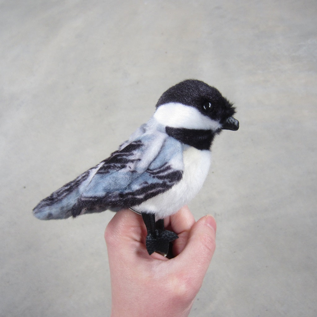 Finger Puppet: Mini Chickadee