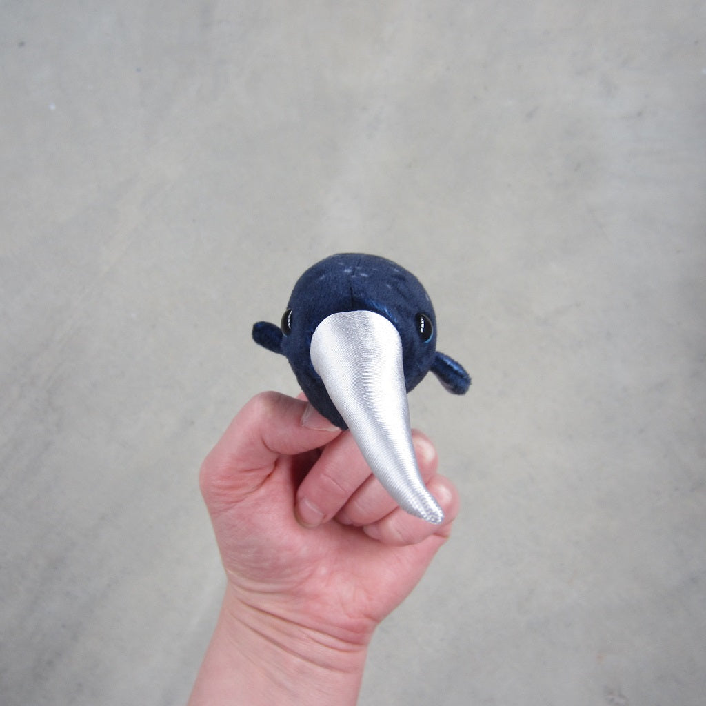 Finger Puppet: Mini Narwhal