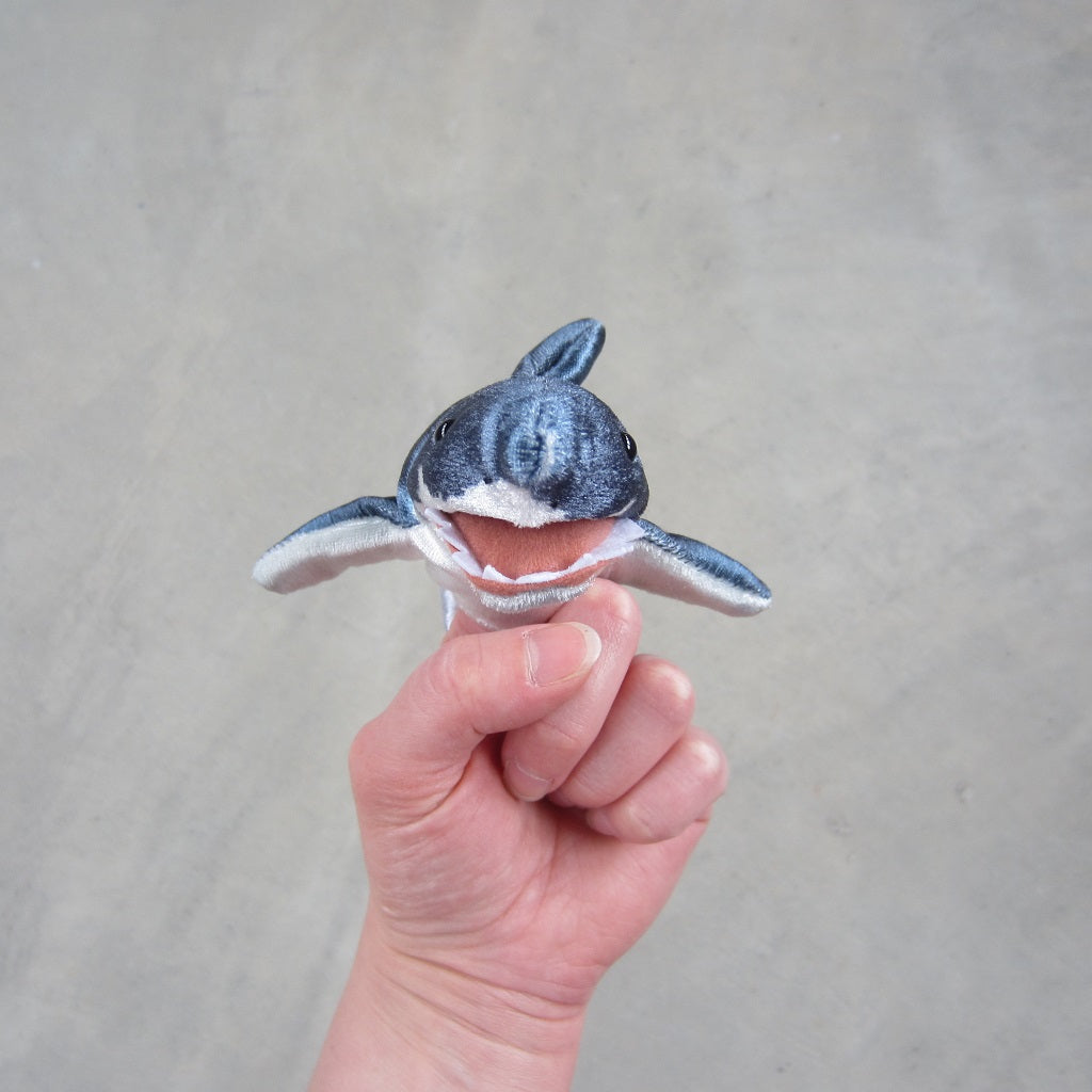 Finger Puppet: Mini Shark