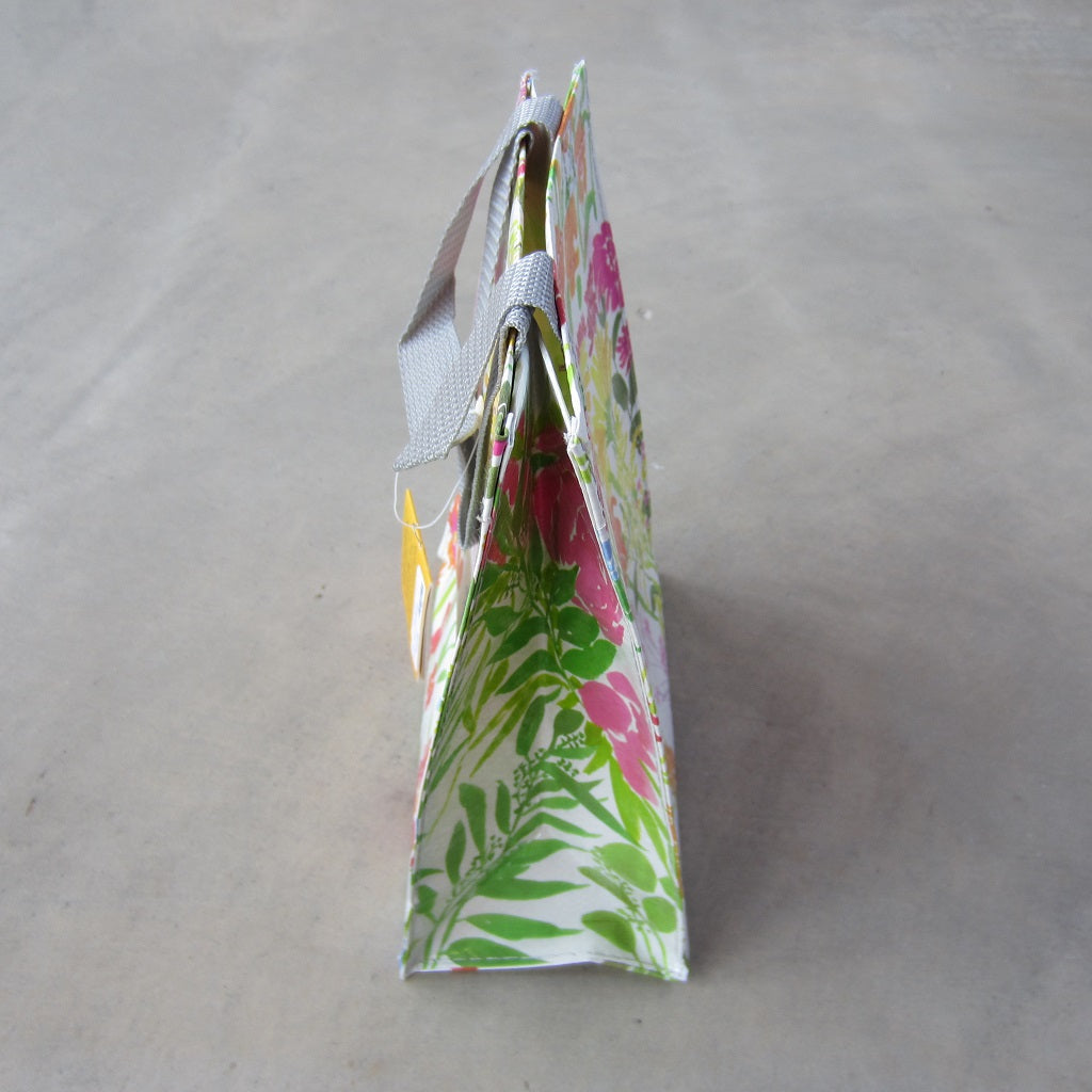 Handy Tote: Flower Garden