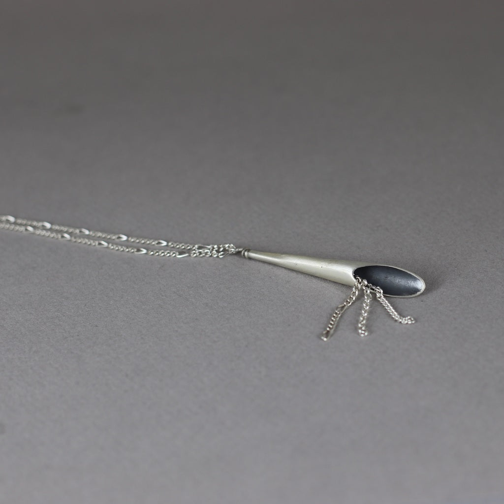 Dust Chime Necklace