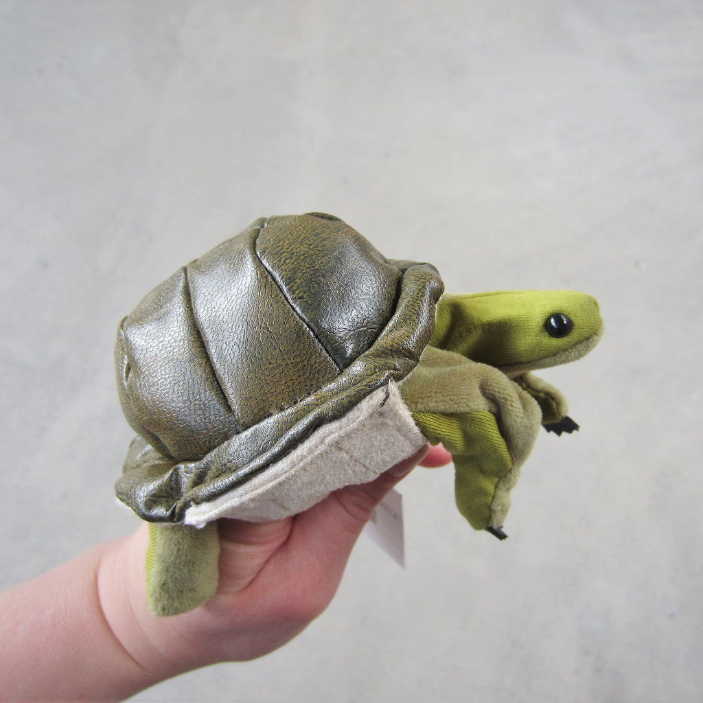 Finger Puppet: Mini Turtle