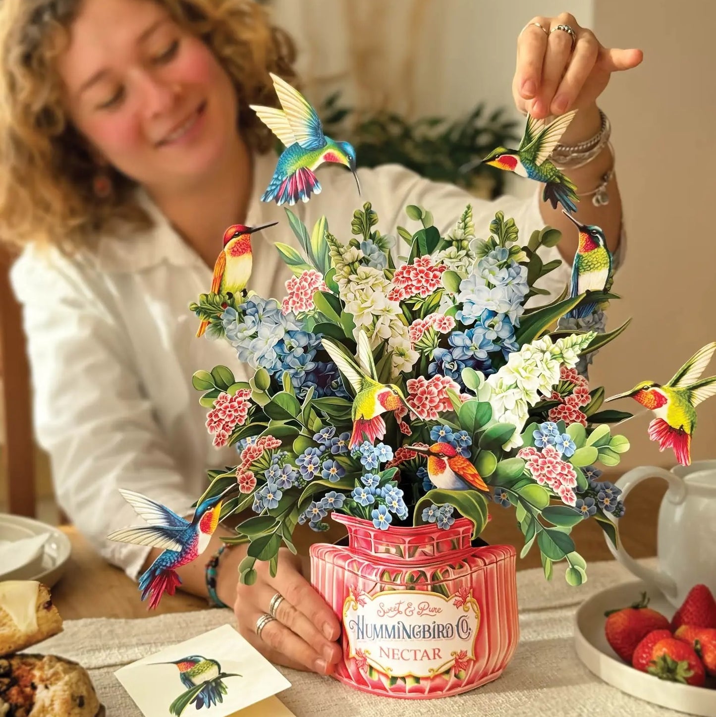 Paper Bouquet: Hummingbird Oasis