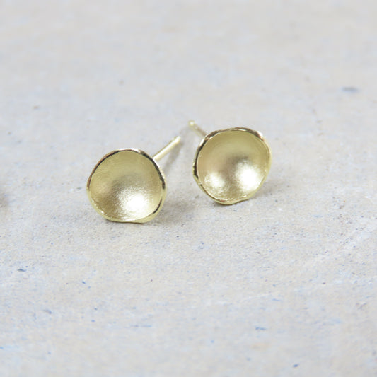 Single Pod Stud Earrings in 18K Gold Vermeil