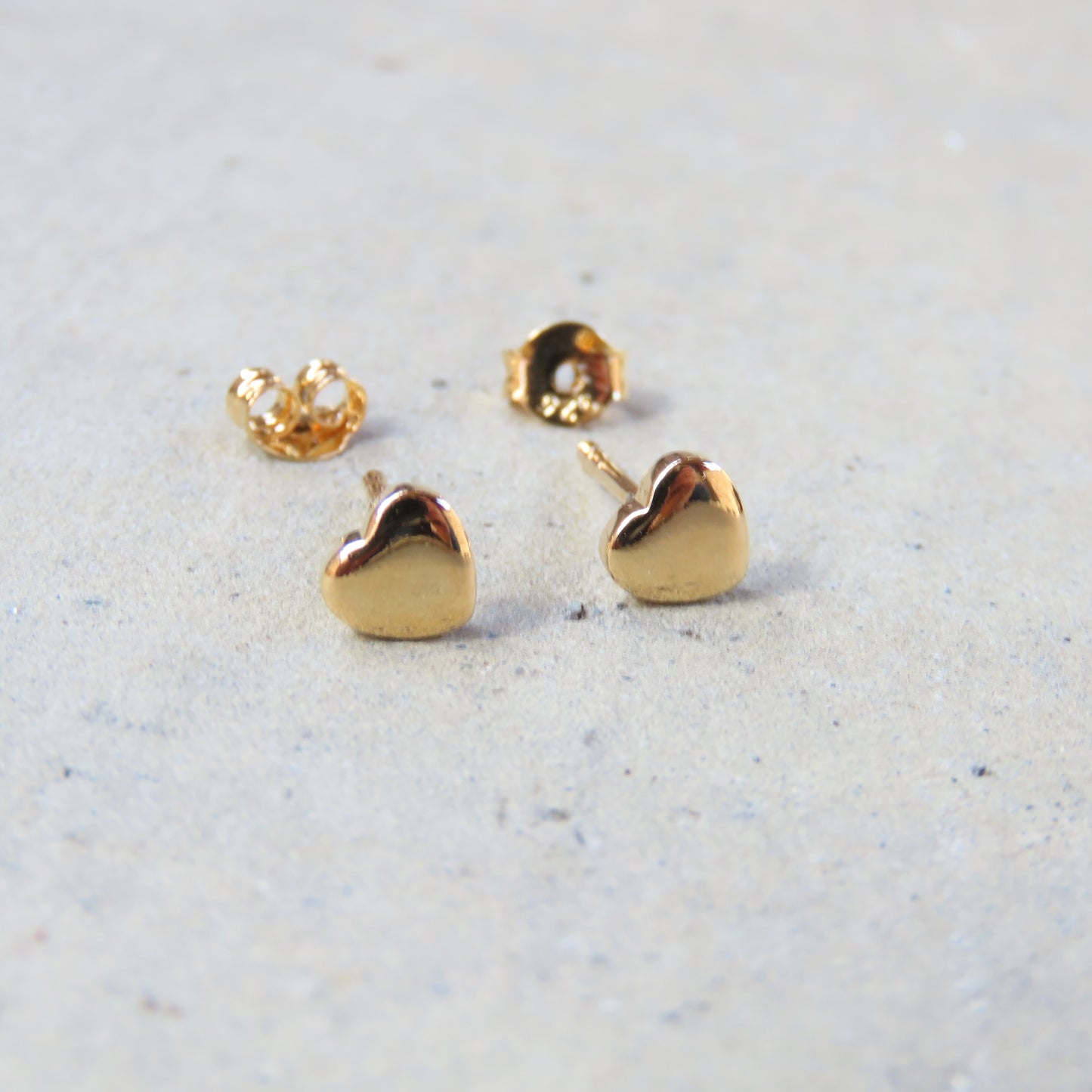 Abstract Studs: Gold Hearts