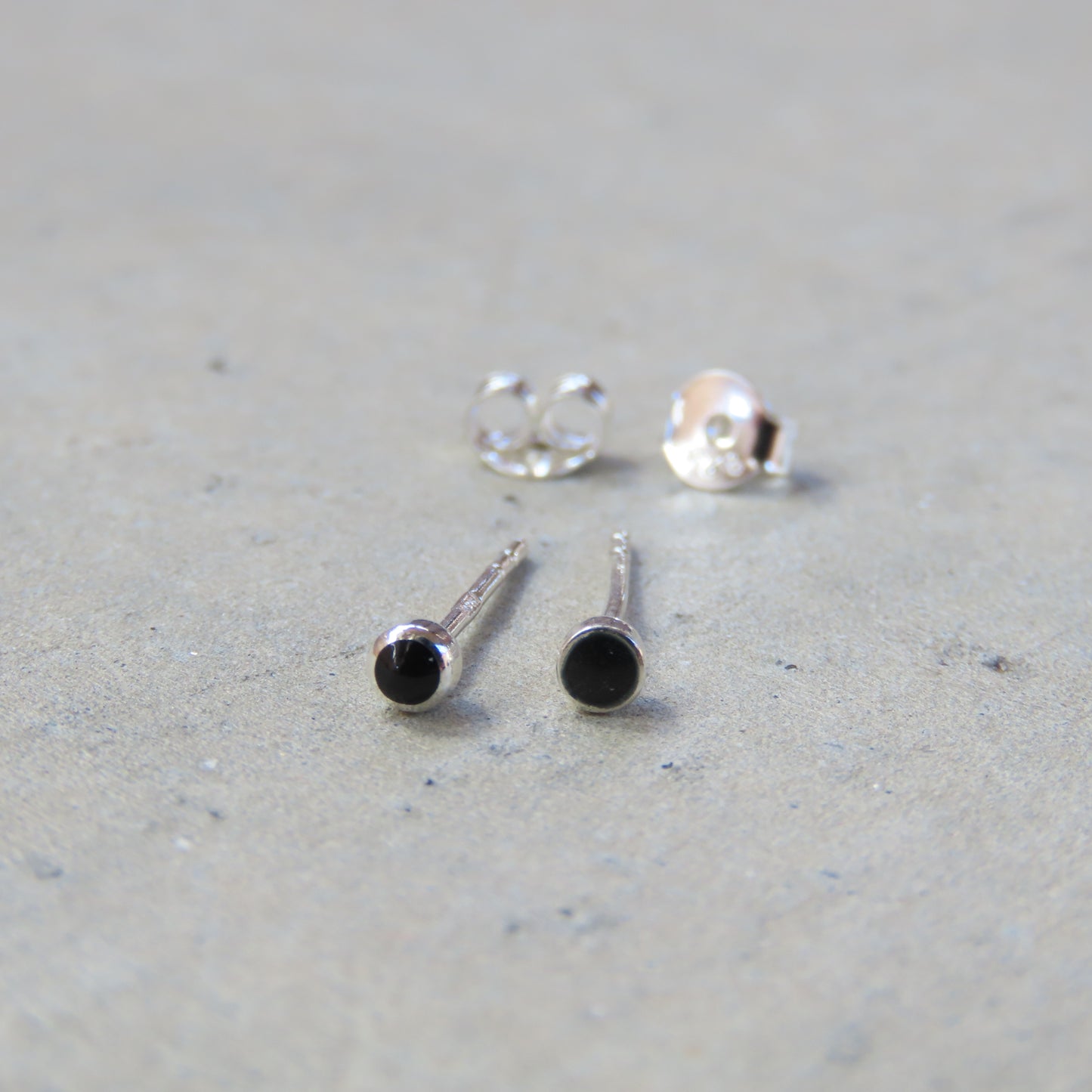 Abstract Studs: Silver Petite Onyx Circles