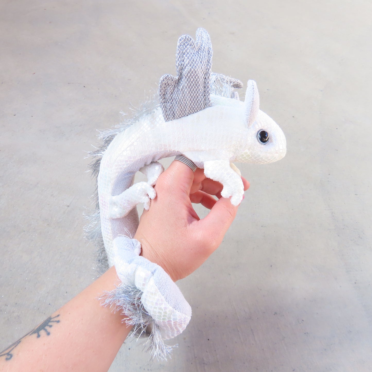 Finger Puppet: Pearl Dragon