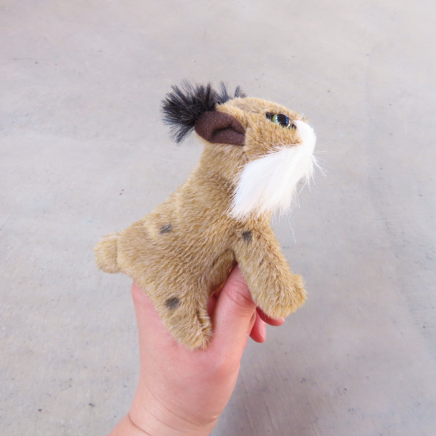 Finger Puppet: Mini Bobcat