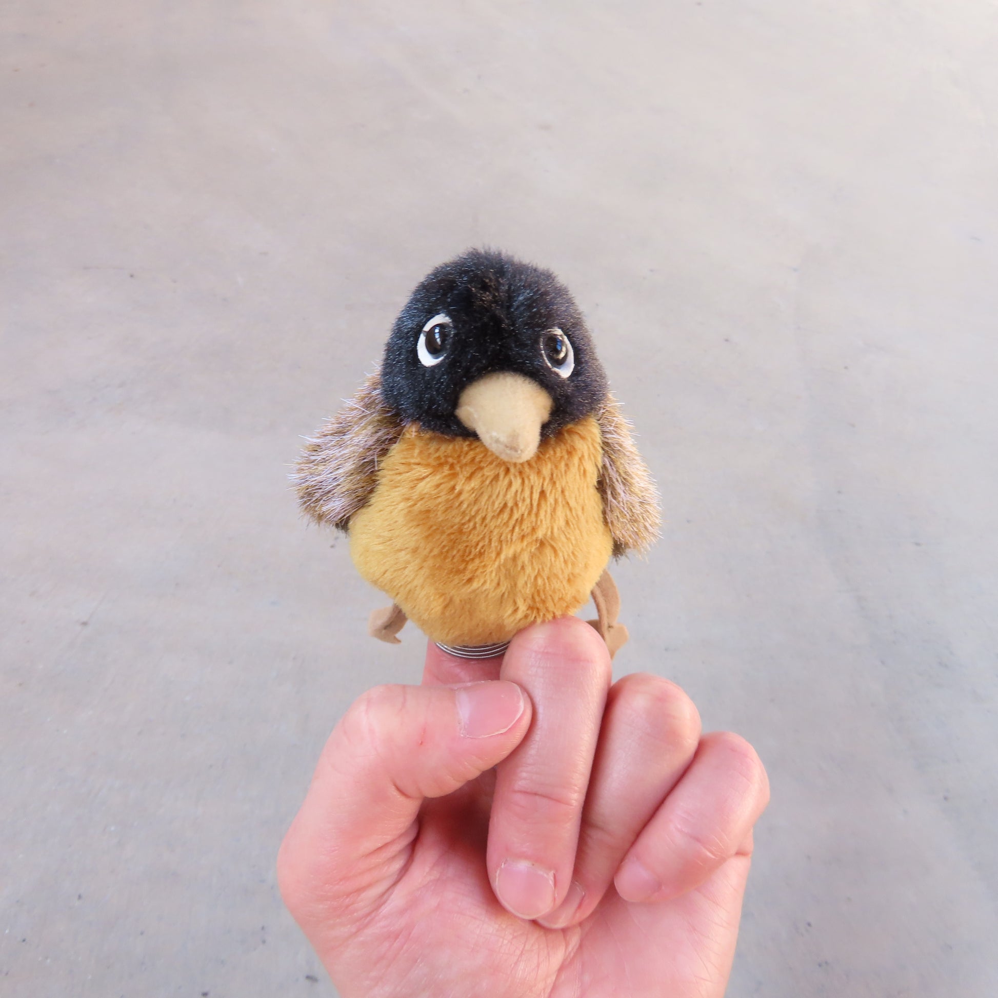 Finger Puppet: Mini Robin – MASS MoCA