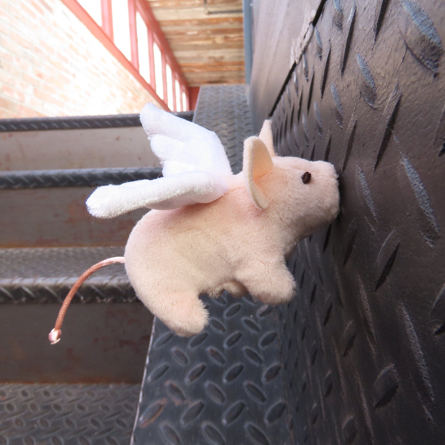 Finger Puppet: Mini Winged Piglet