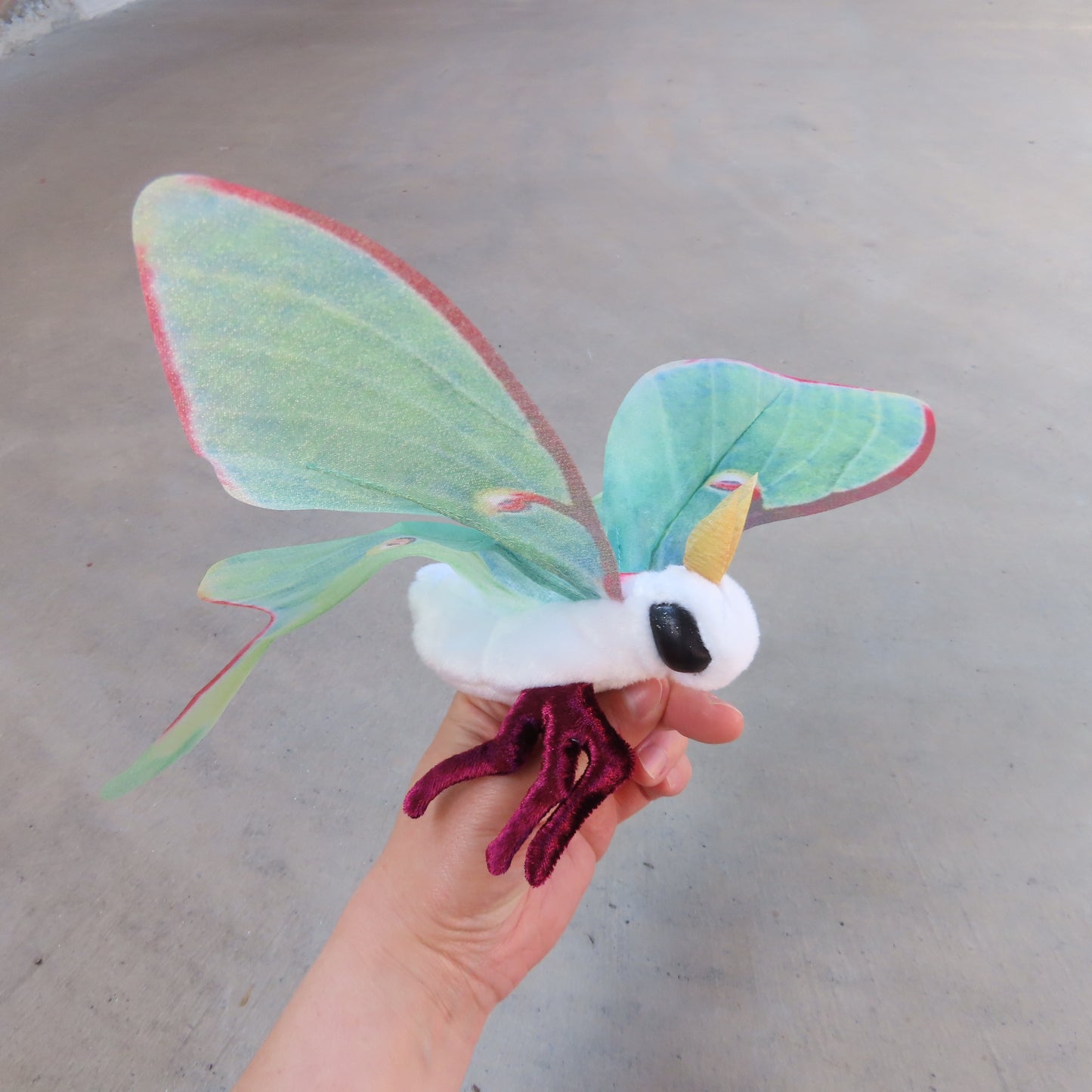 Finger Puppet: Mini Luna Moth