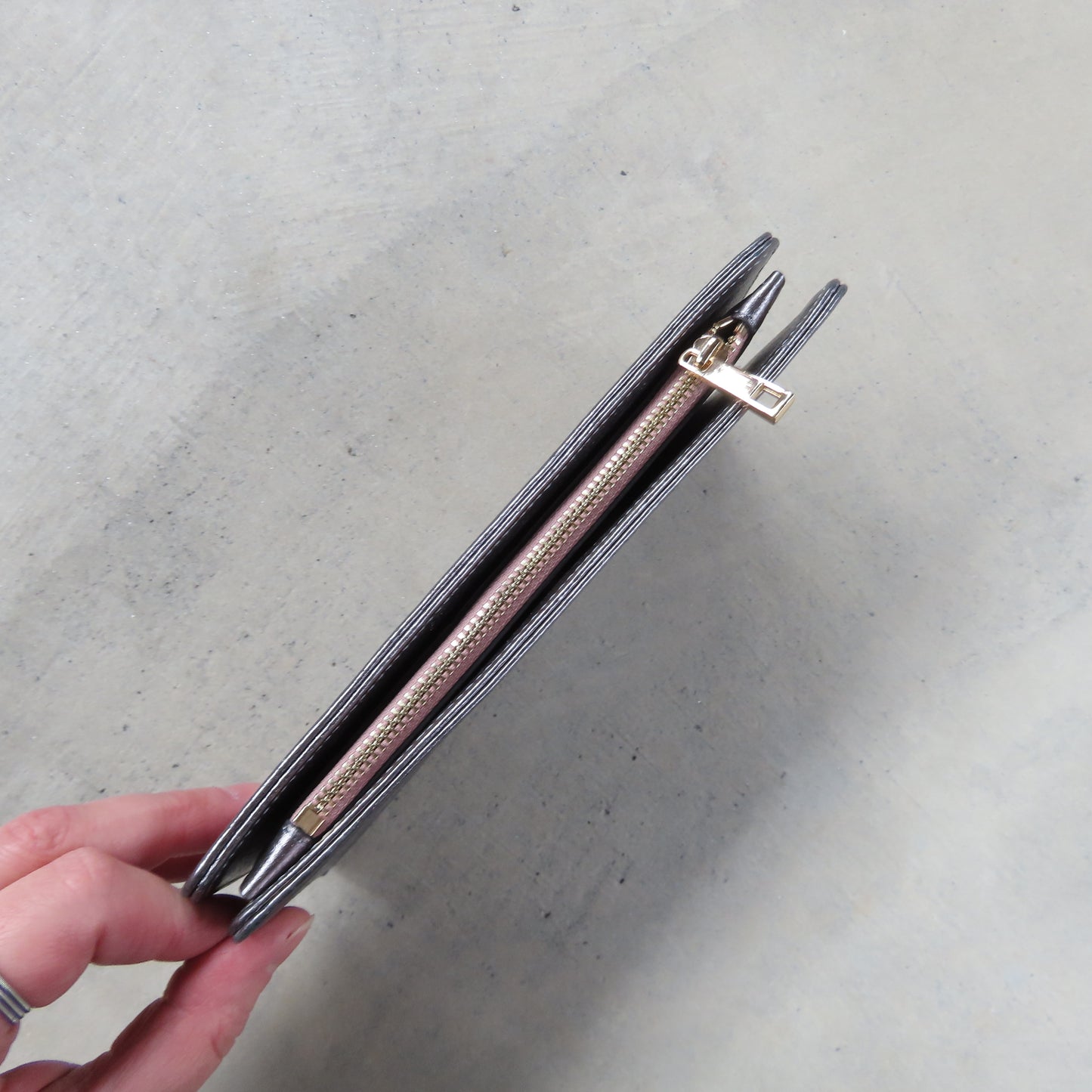 Jesse Clutch Wallet: Pewter with Salmon Zipper