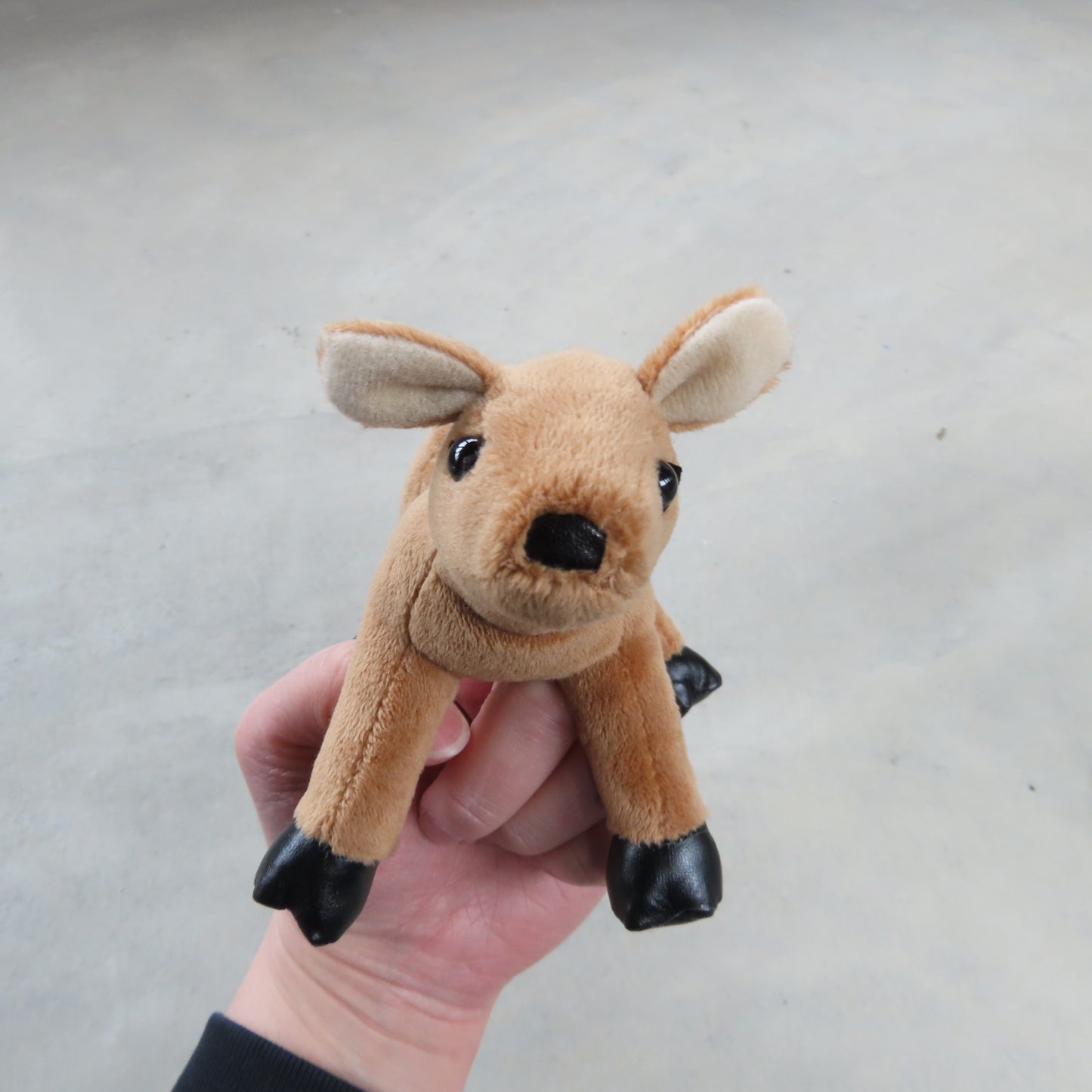 Finger Puppet: Mini Fawn