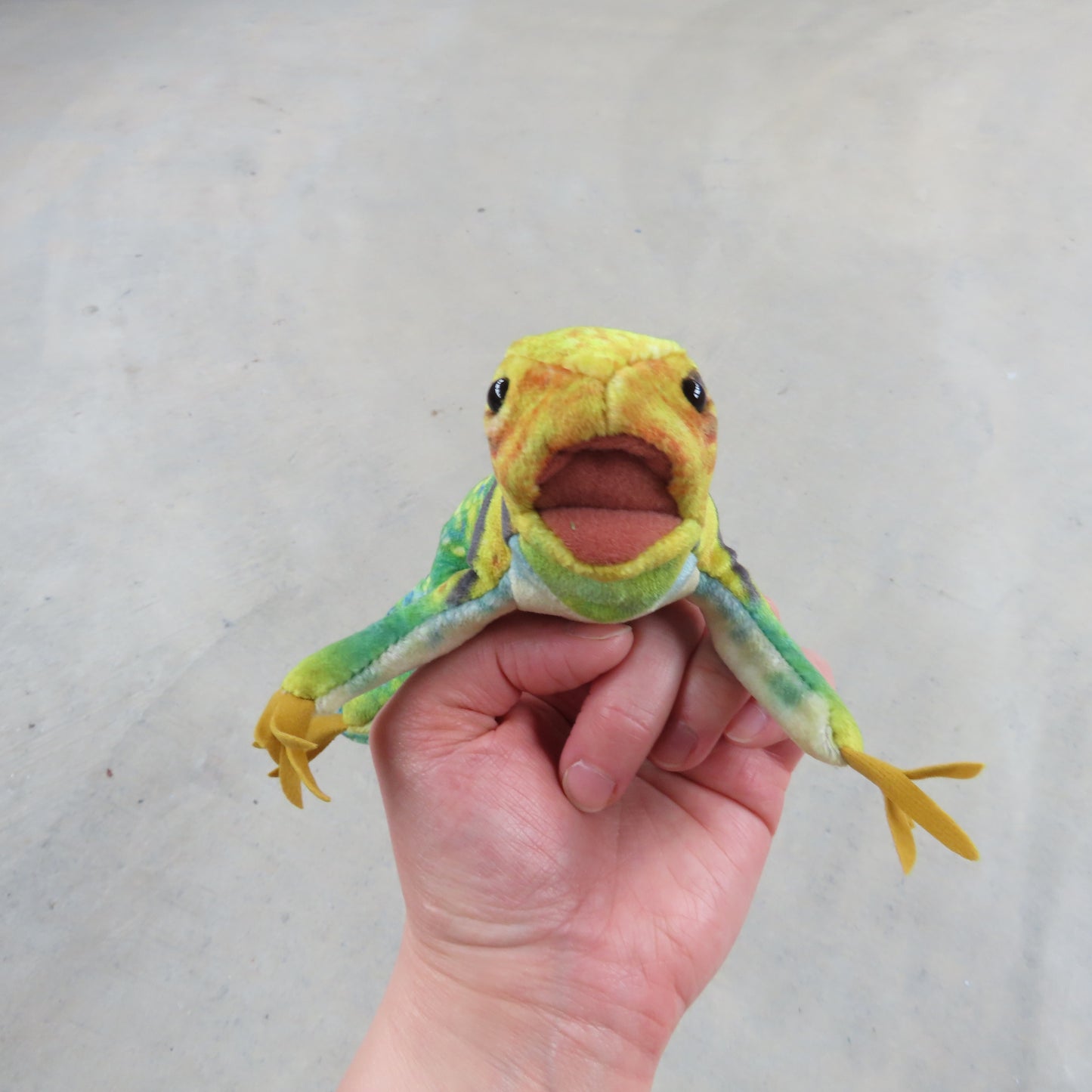 Finger Puppet: Mini Collared Lizard