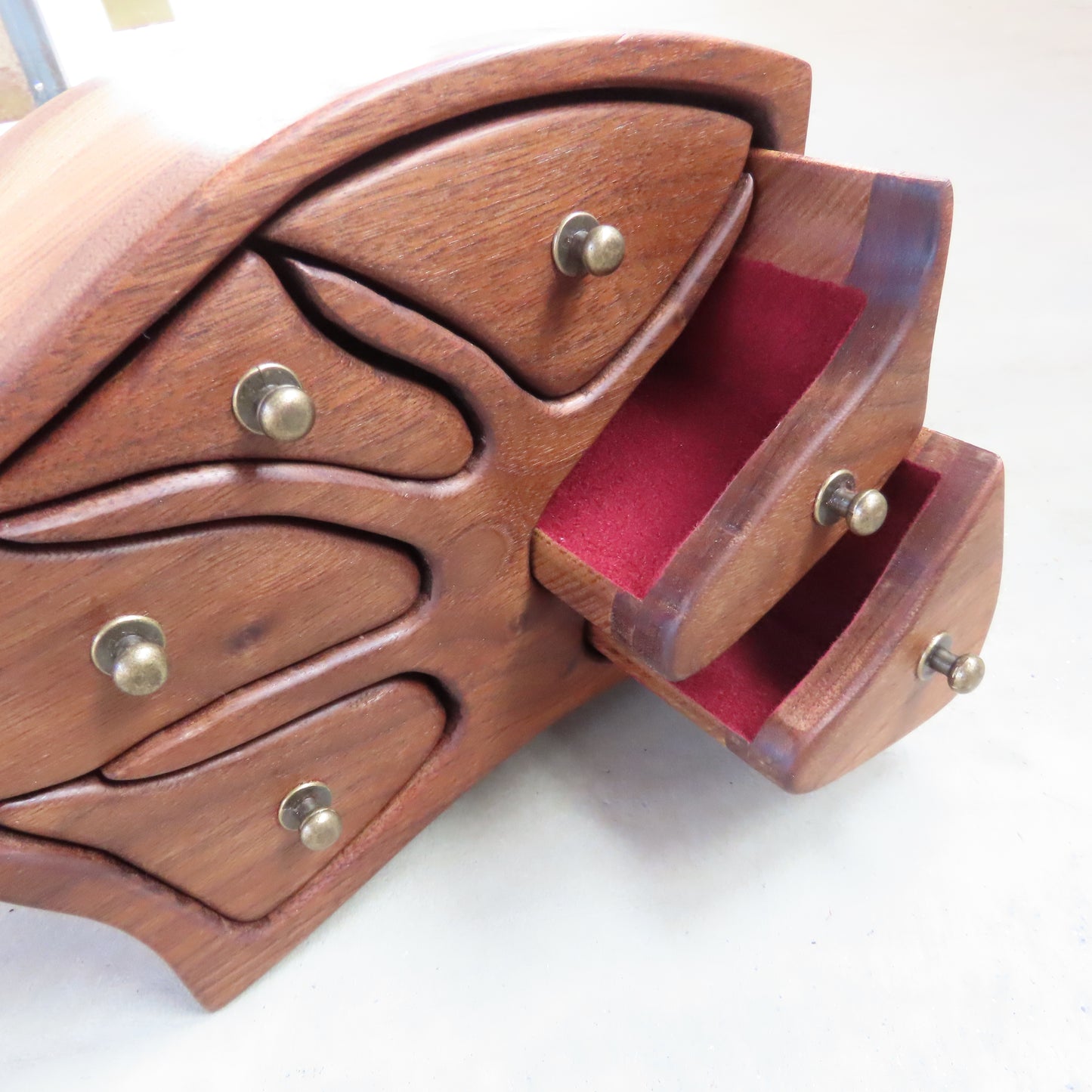 Tree Shaped Jewelry Box: Walnut and English Elm