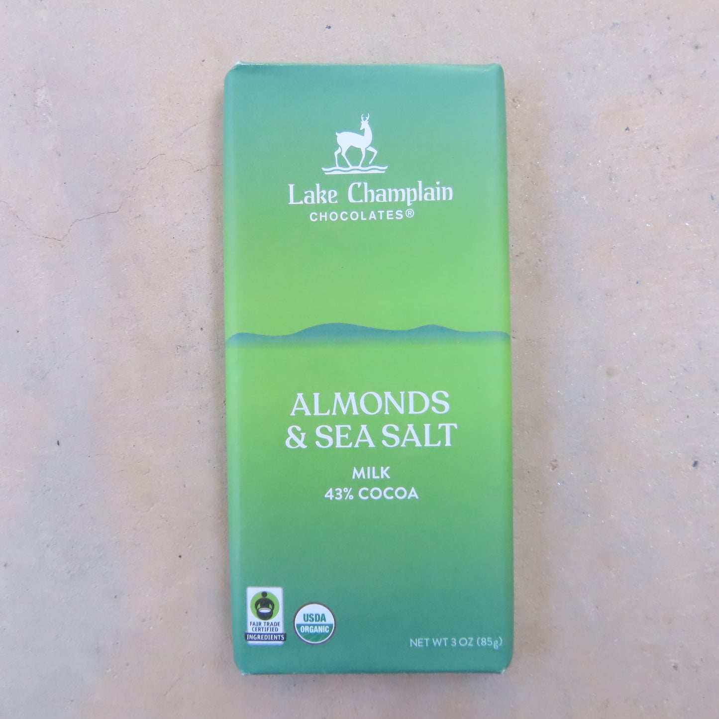 Chocolate Bar: Milk Chocolate Sea Salt & Almonds