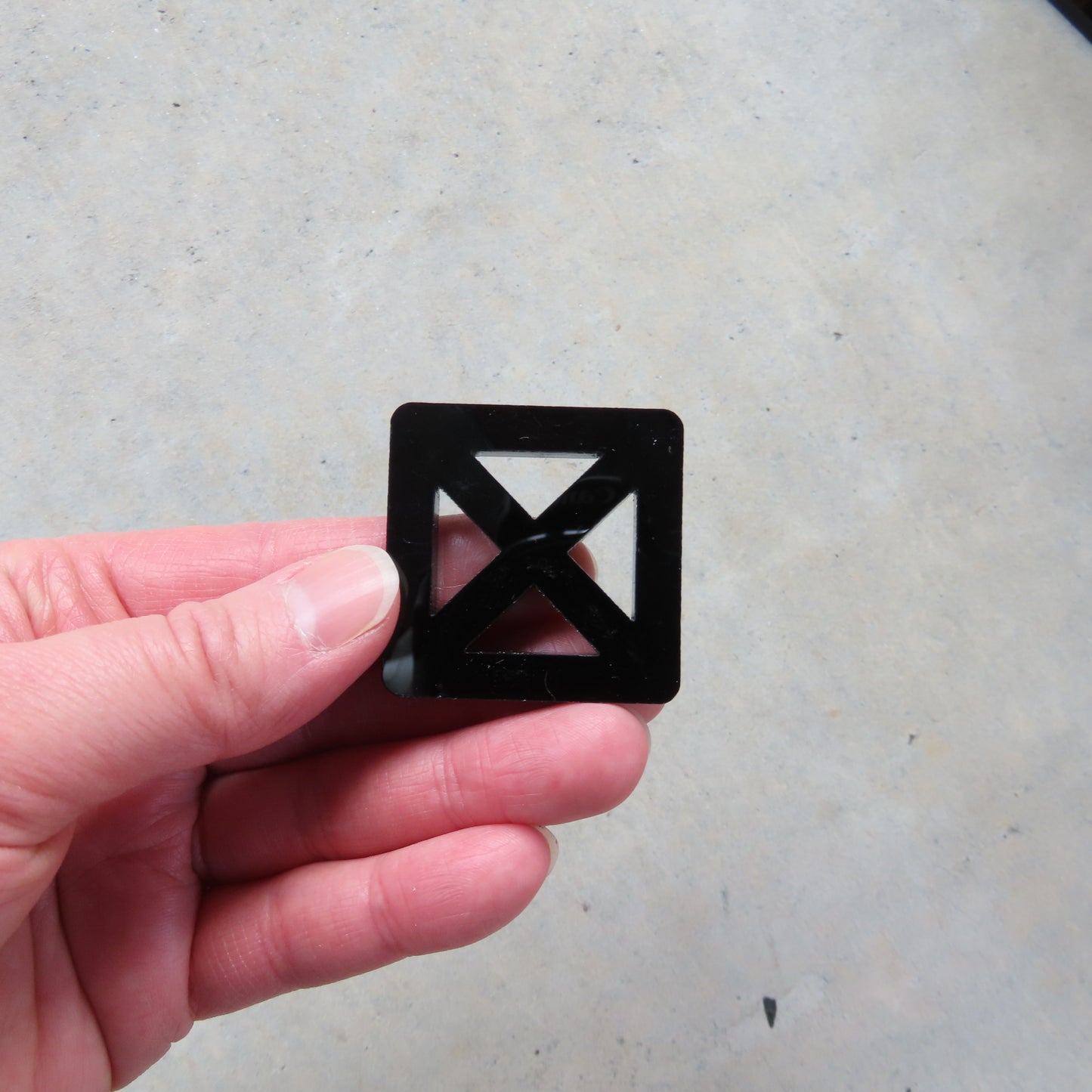 Acrylic Four In A Row Game: Roman Lattice in Black and Gold