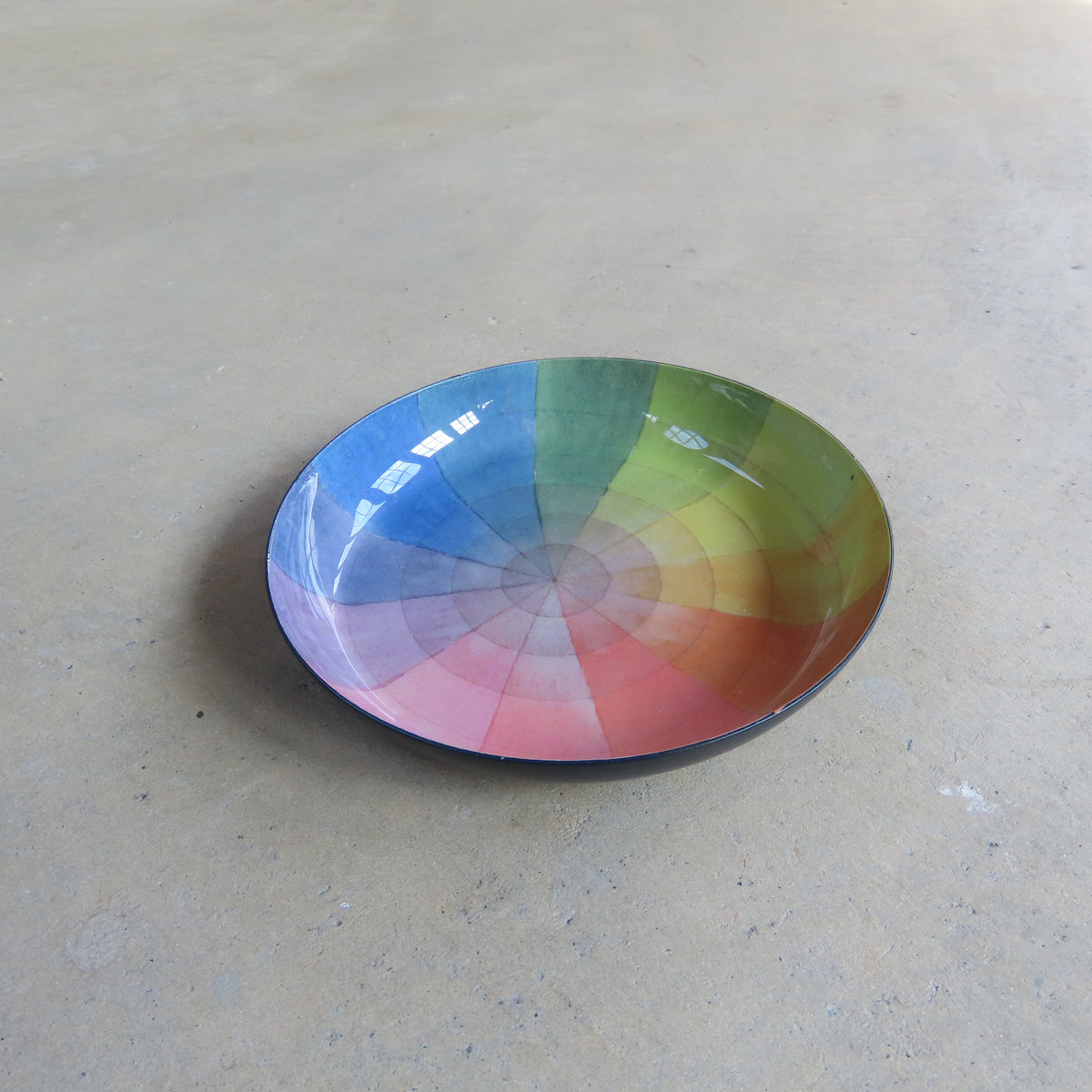 Enamel Trinket Dish: Vintage Color Wheel – MASS MoCA