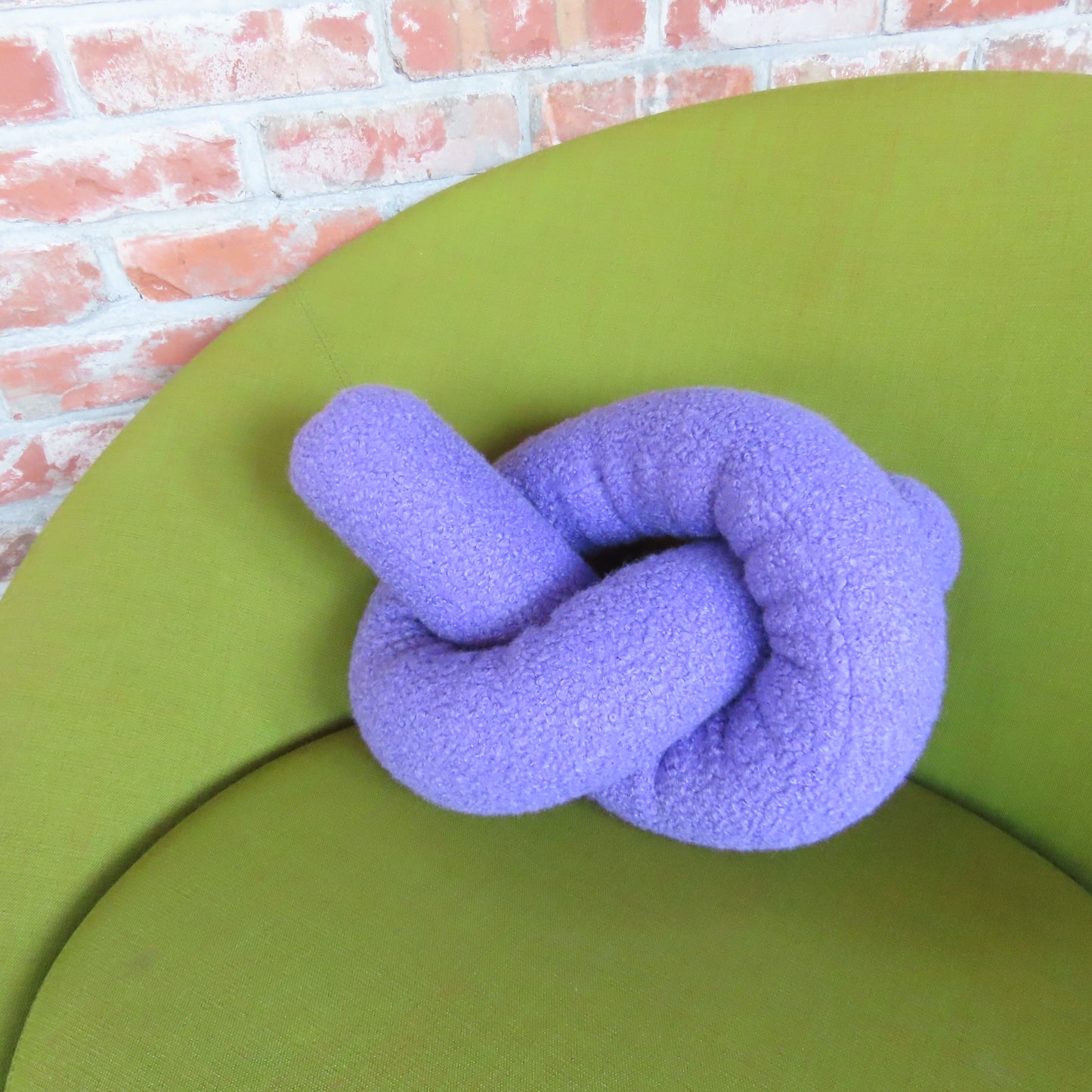 Knot Decorative Cushion: Lavender