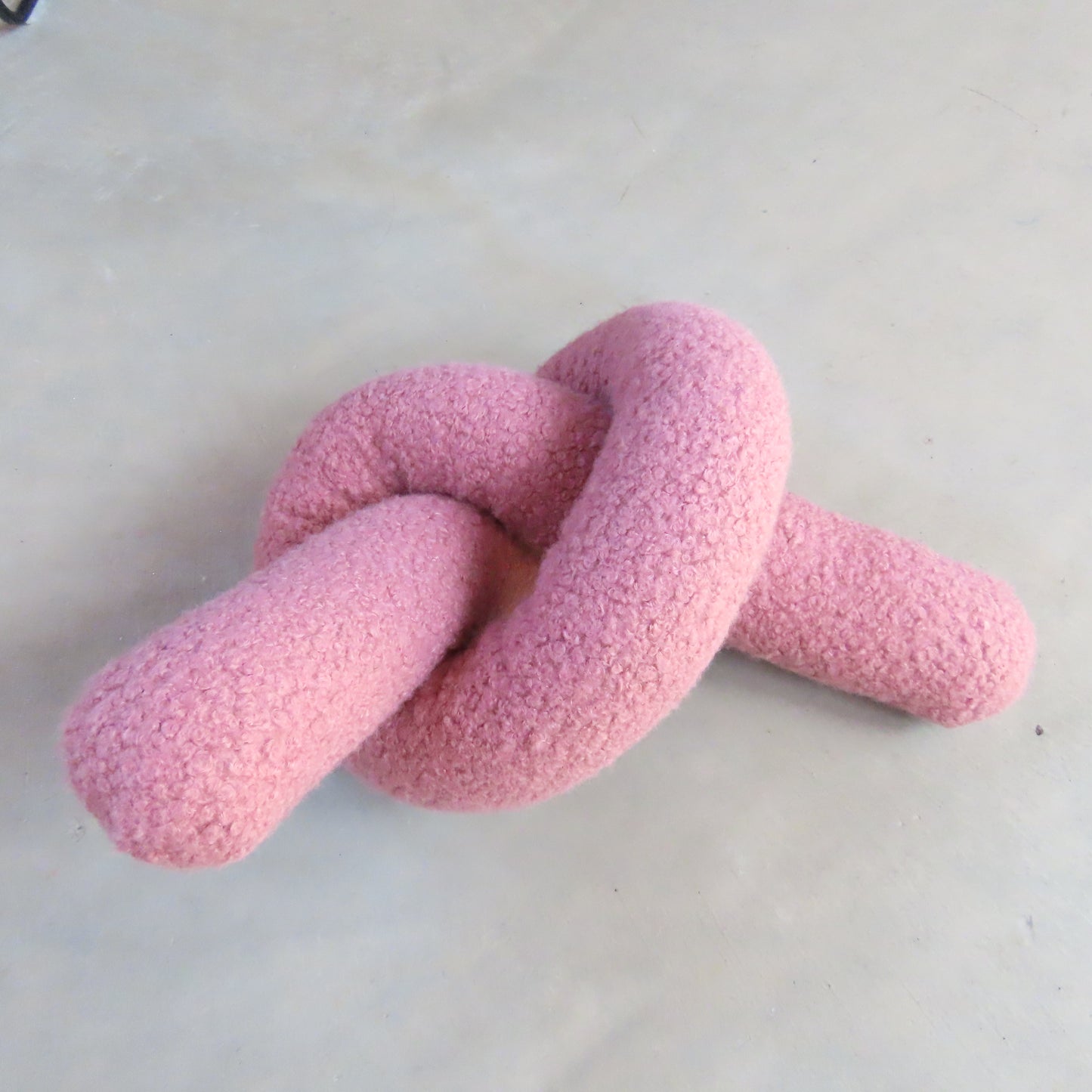 Knot Decorative Cushion: Ash Pink