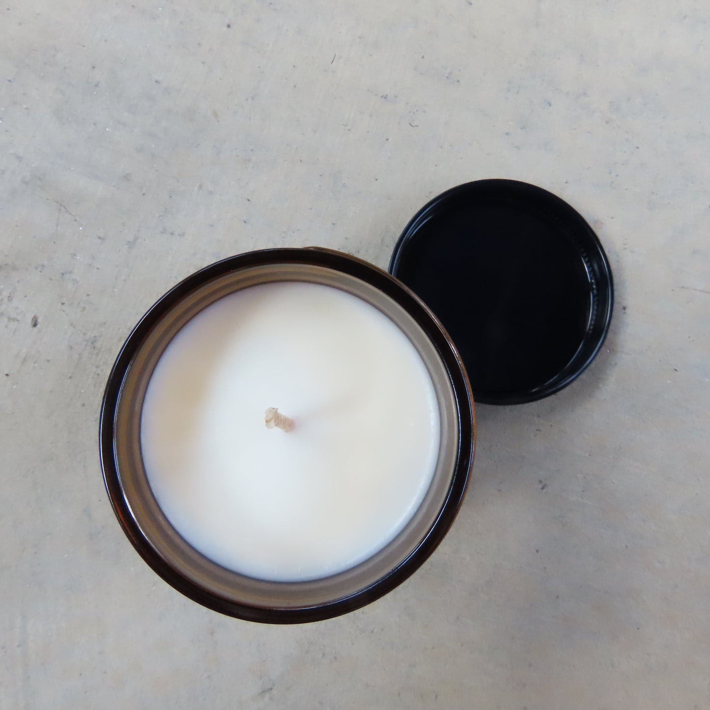 Natural Soy Candle: Egyptian Amber