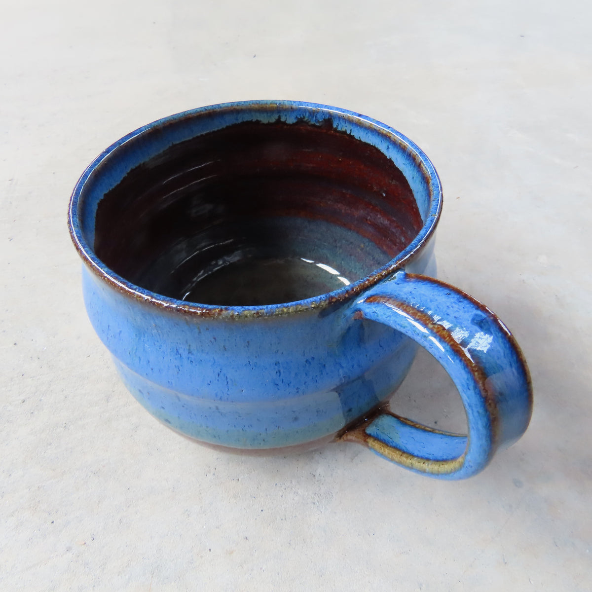 XL Handmade Ceramic Mug: Cobalt and Brown