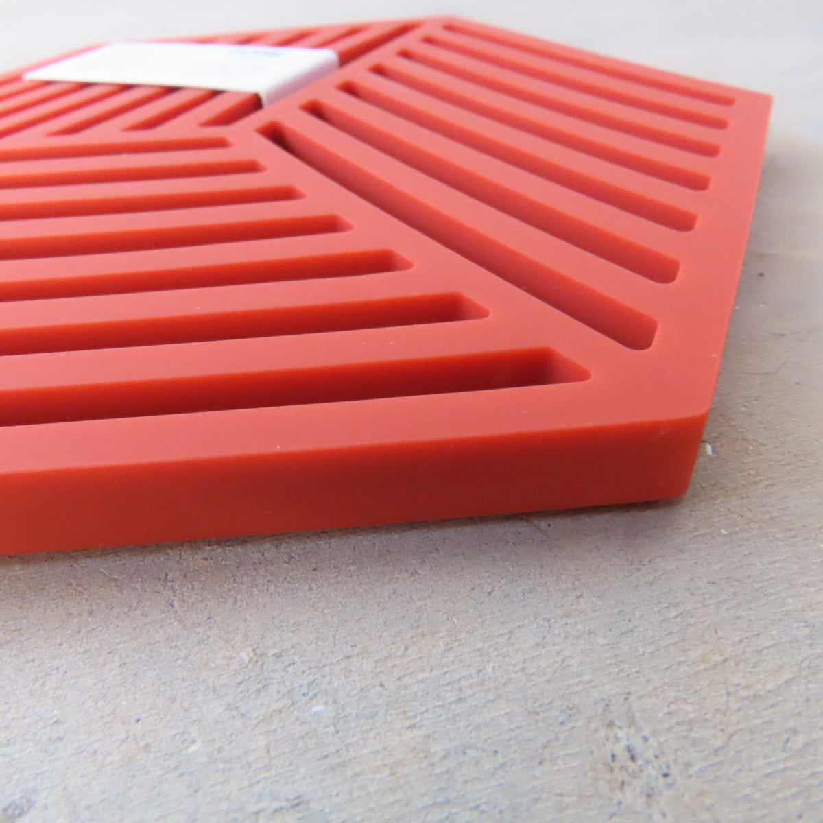 Hexagon Kitchen Trivet: Burned Red
