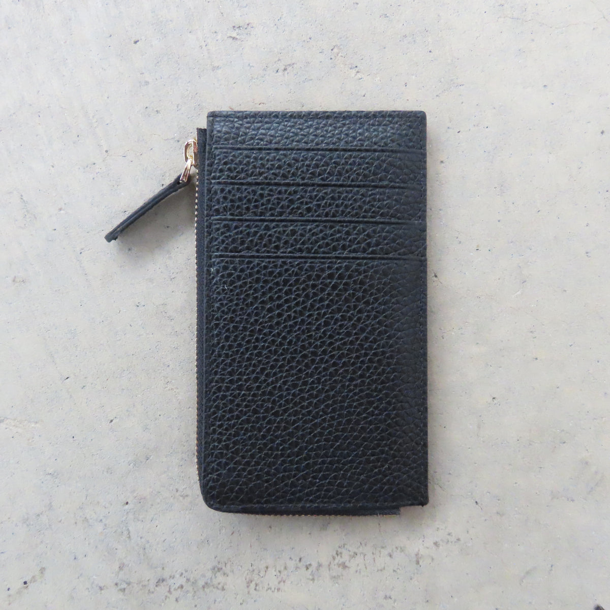 Kate Slim Zip Card Holder: Matte Black