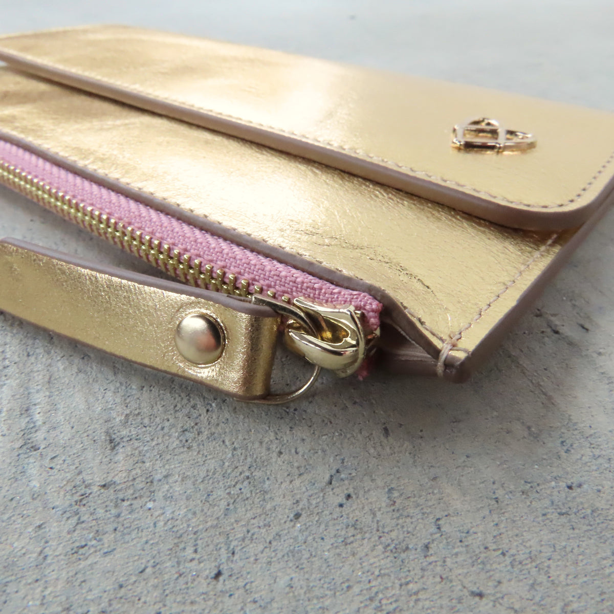 Odele Slim Wallet: Gold with Salmon Zipper