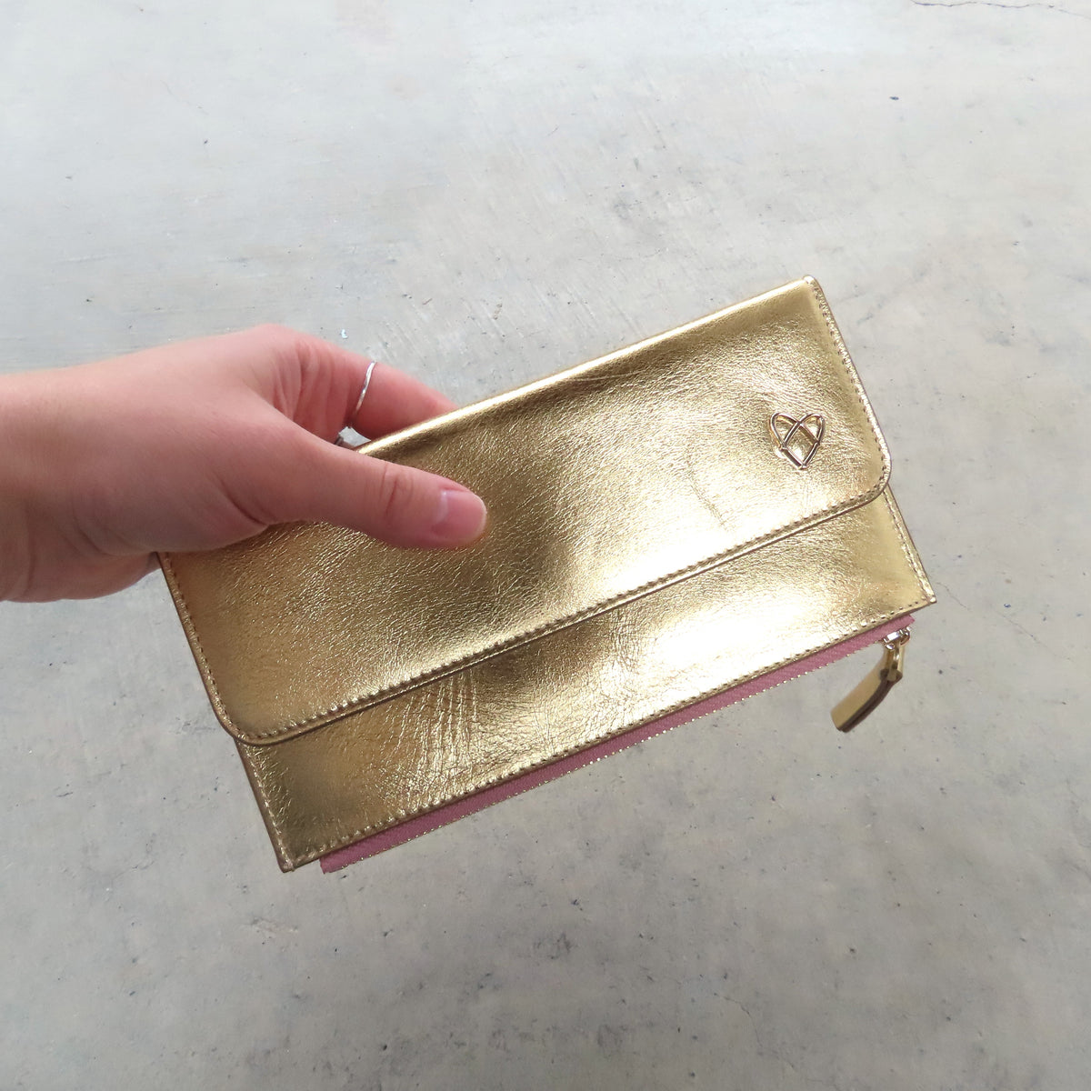 Odele Slim Wallet: Gold with Salmon Zipper