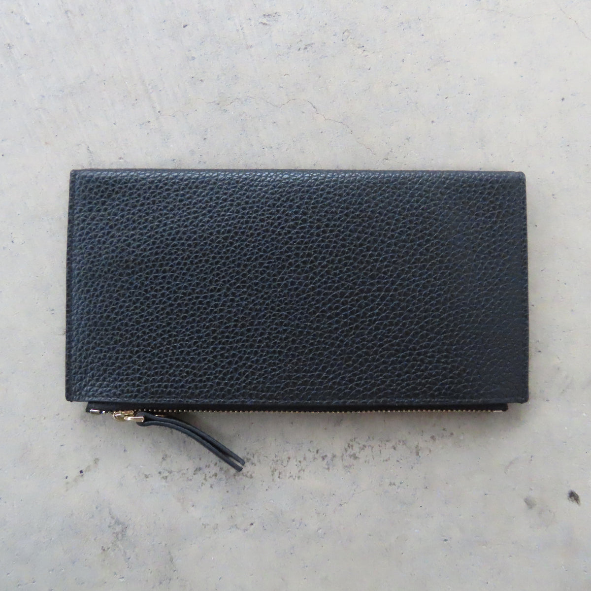 Odele Slim Wallet: Matte Black