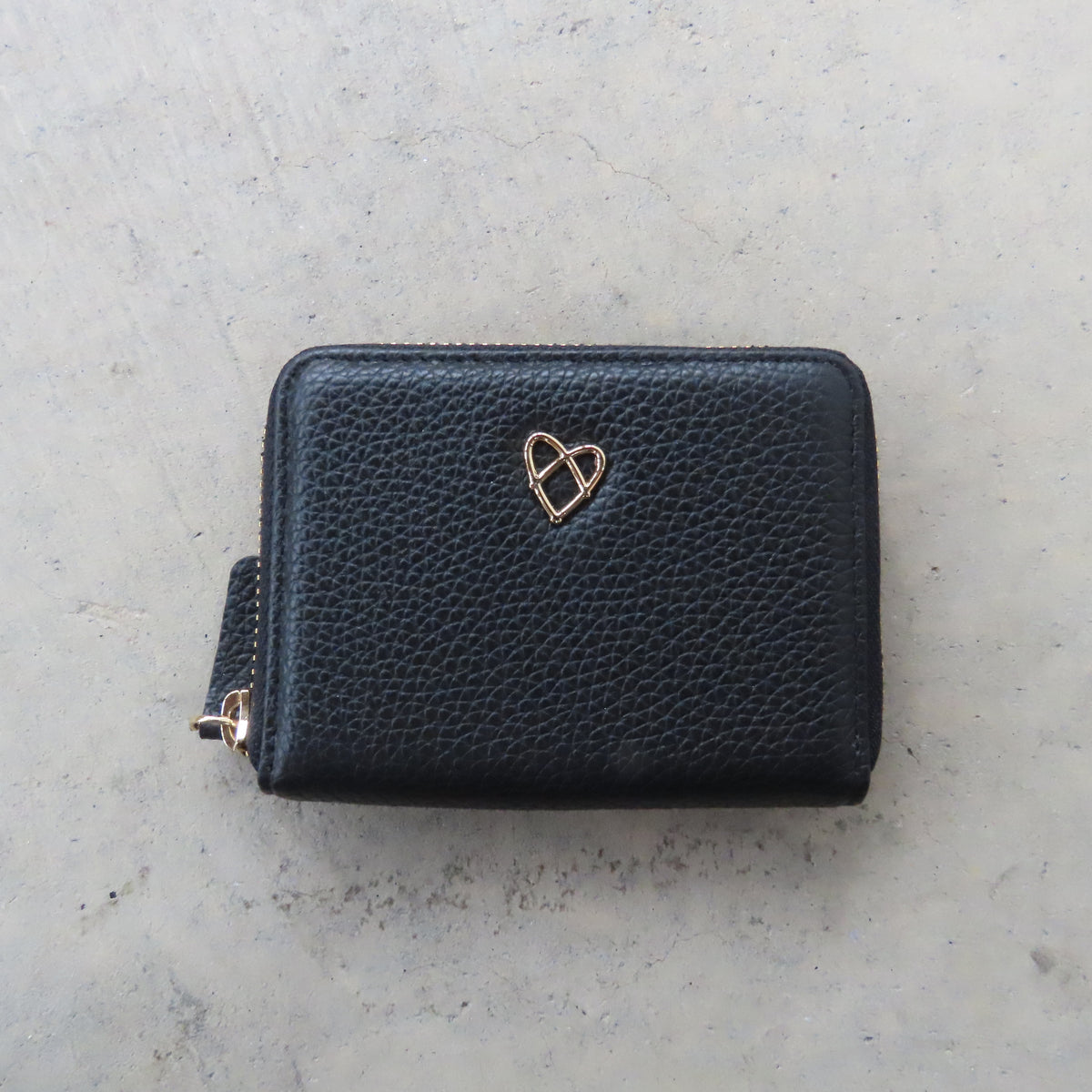 Bella Mini Wallet: Matte Black