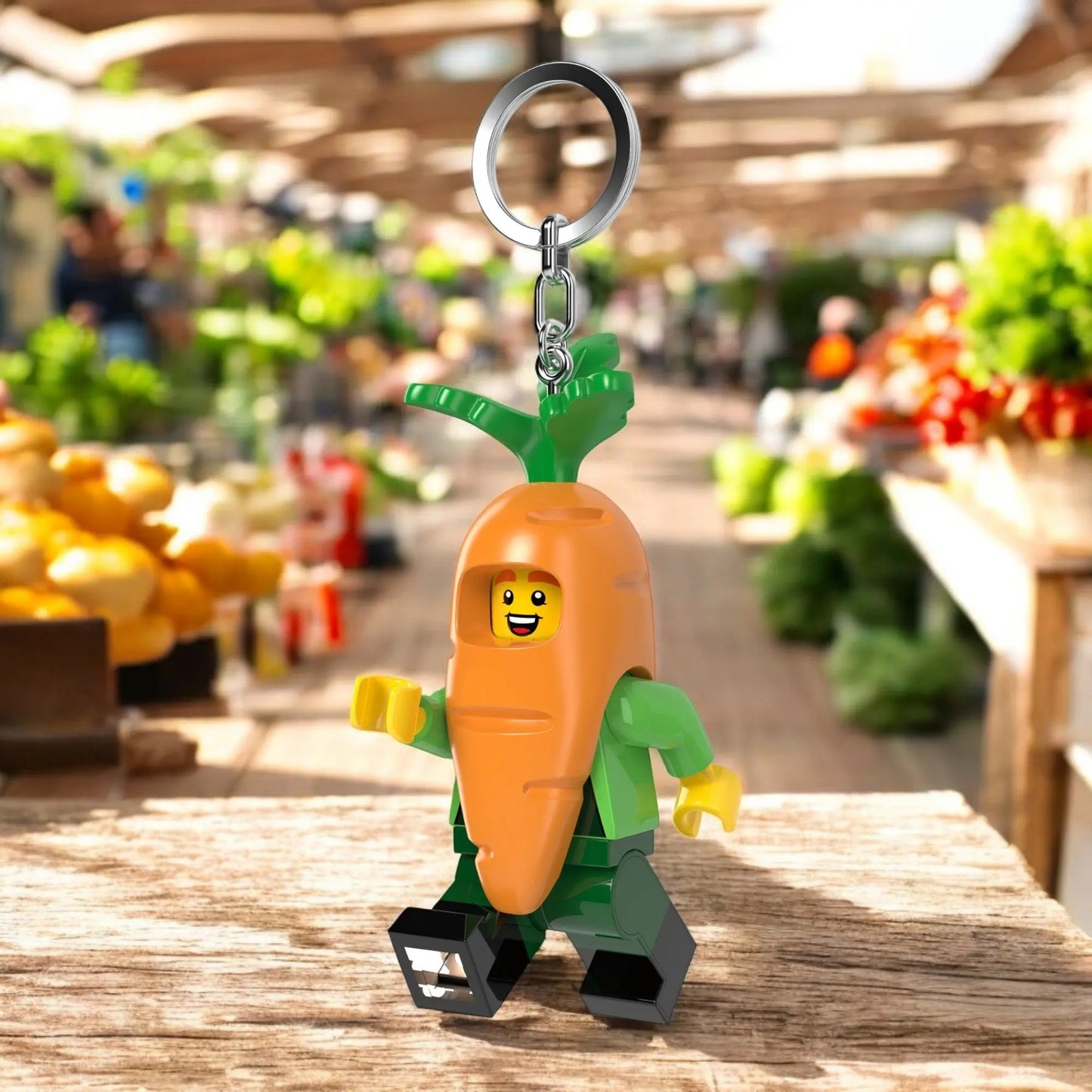 LEGO Minifigures Keychain Light: Carrot Character